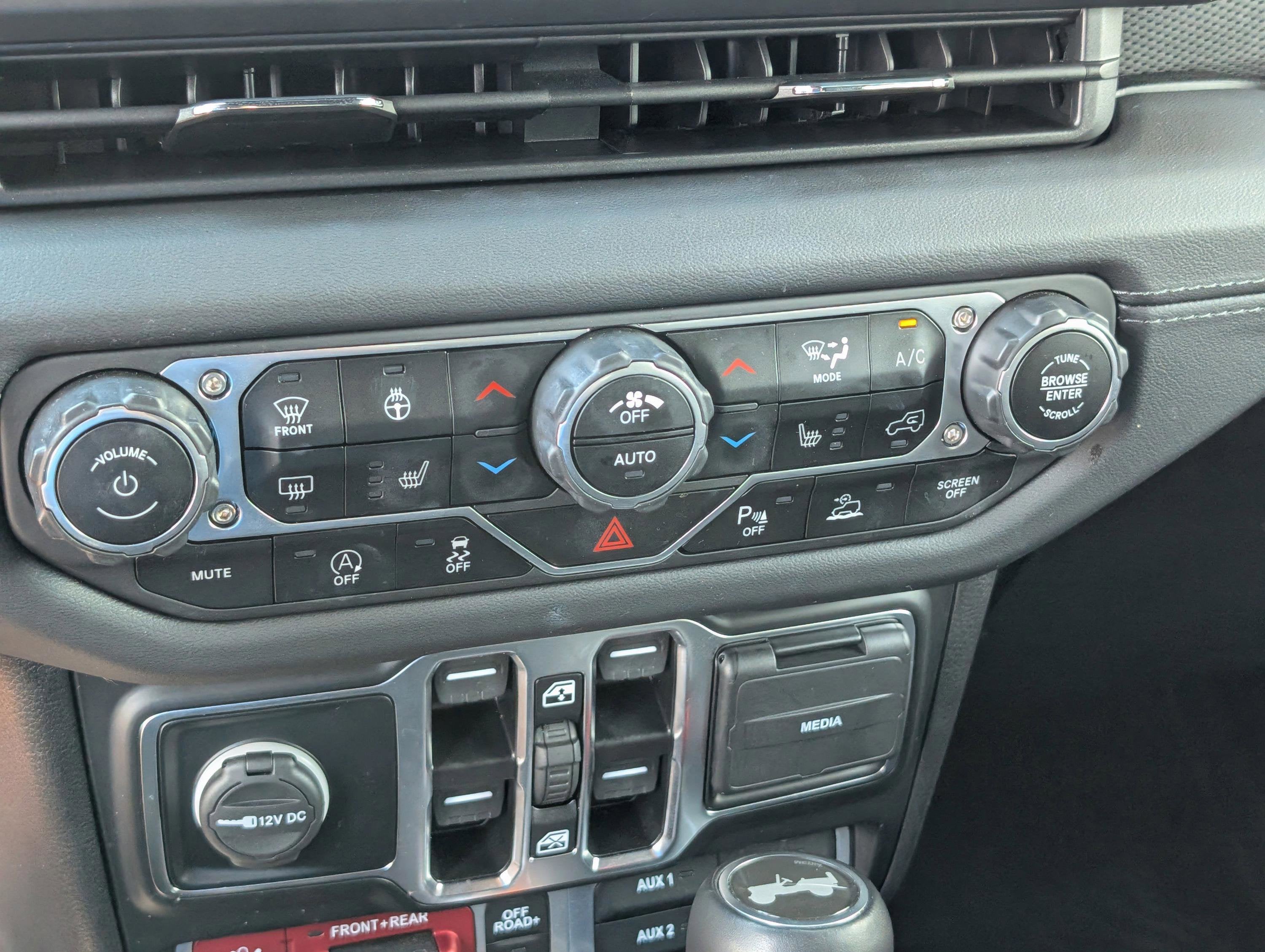 2024 Jeep Wrangler Rubicon X