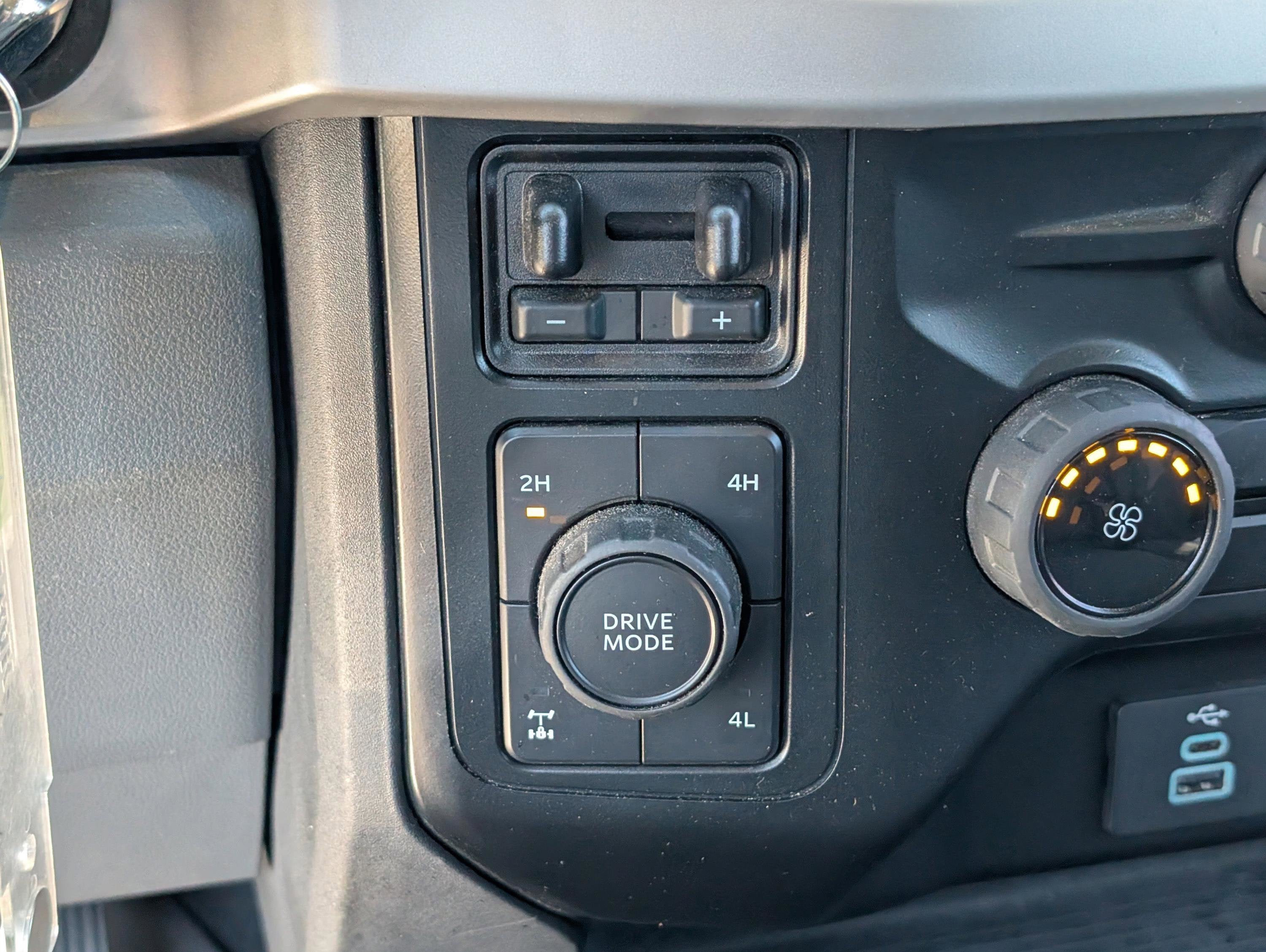 2023 Ford Super Duty F-250 SRW XL