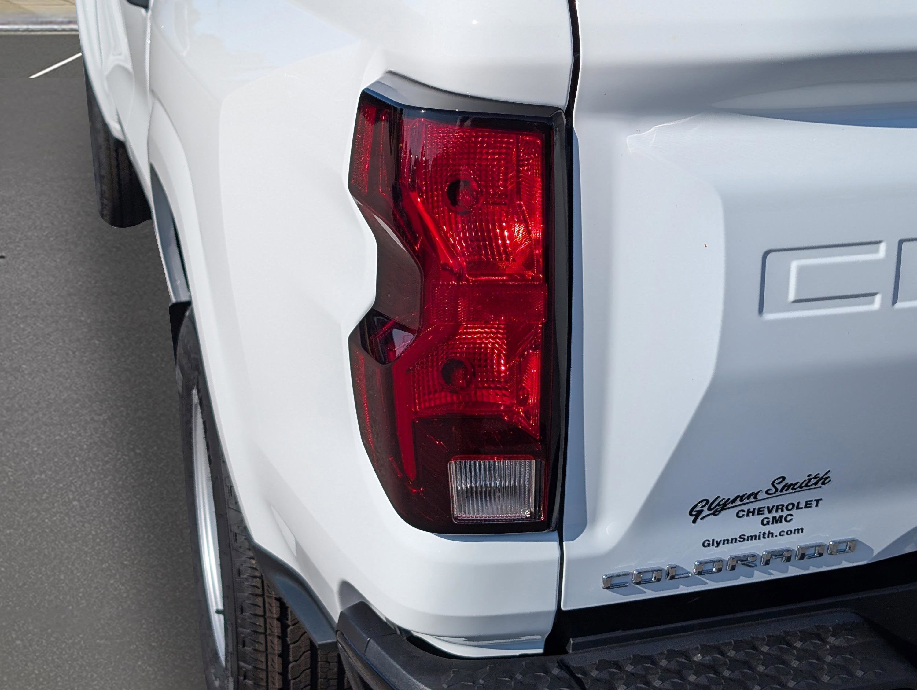 2025 Chevrolet Colorado WT/LT