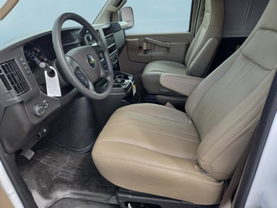 2025 Chevrolet Express Cargo WT