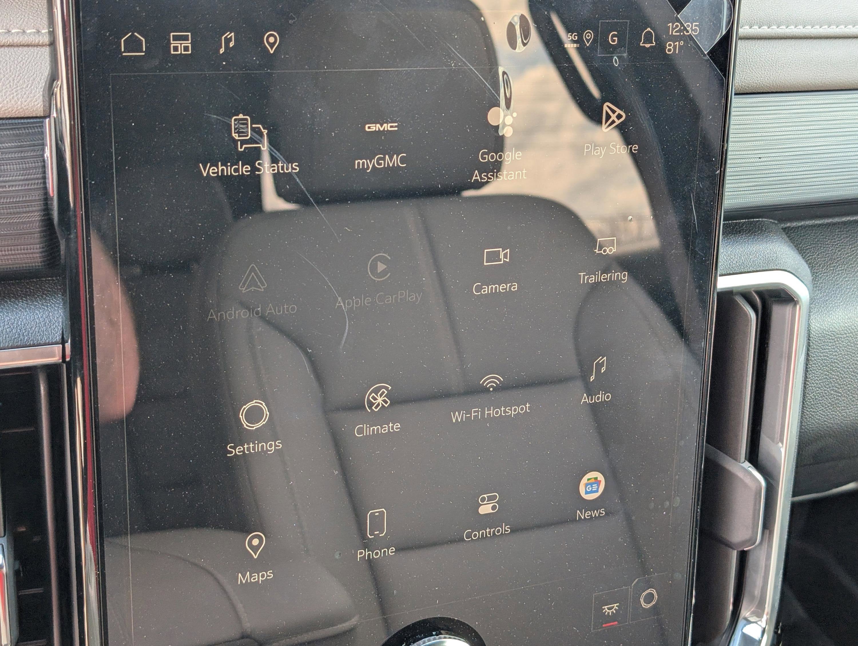 2026 GMC Acadia Elevation