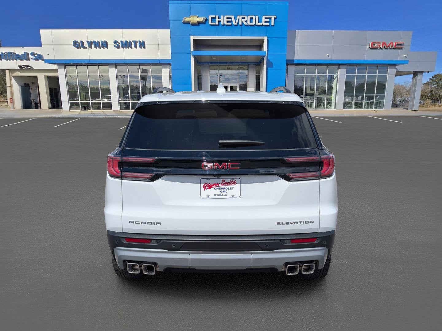 2026 GMC Acadia Elevation