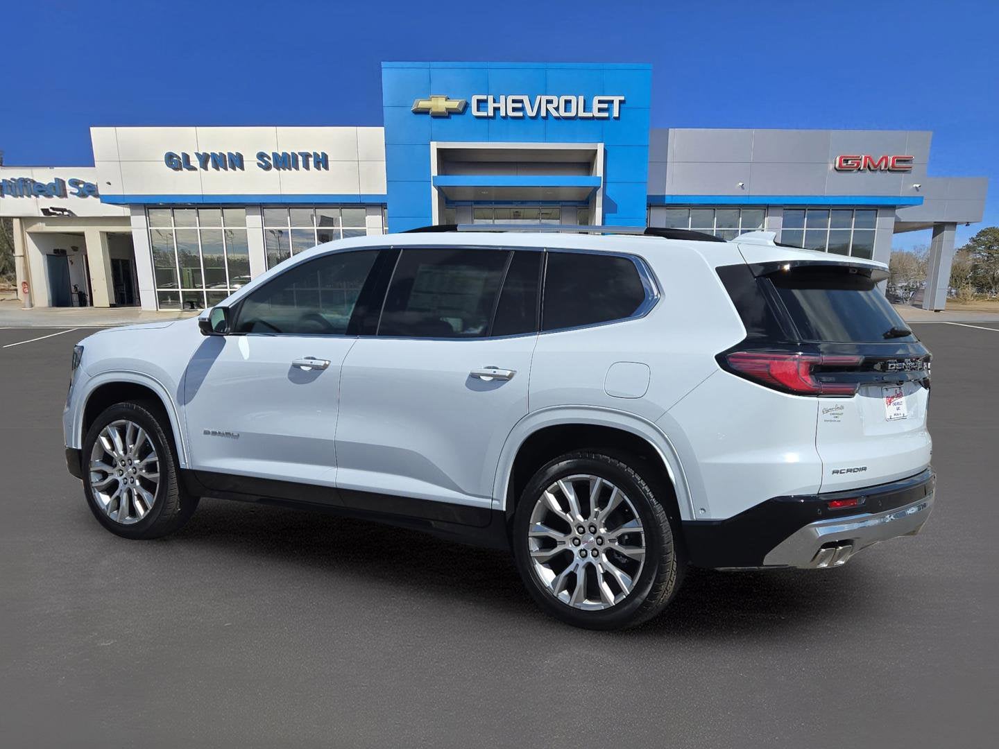 2026 GMC Acadia Denali