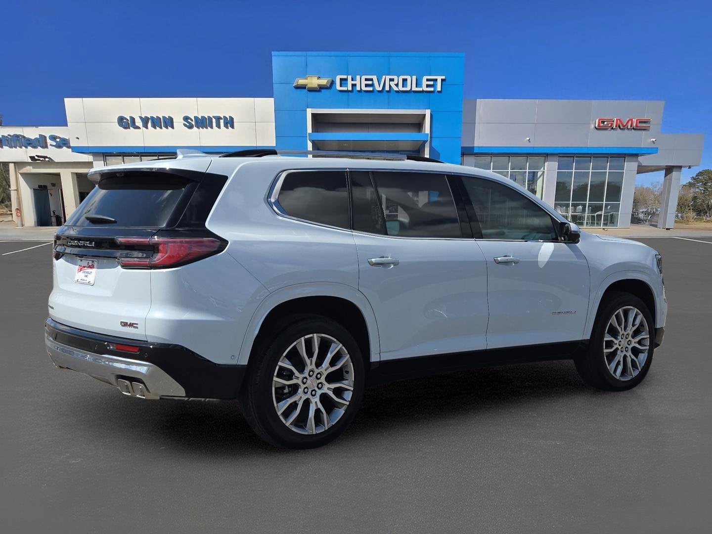 2026 GMC Acadia Denali