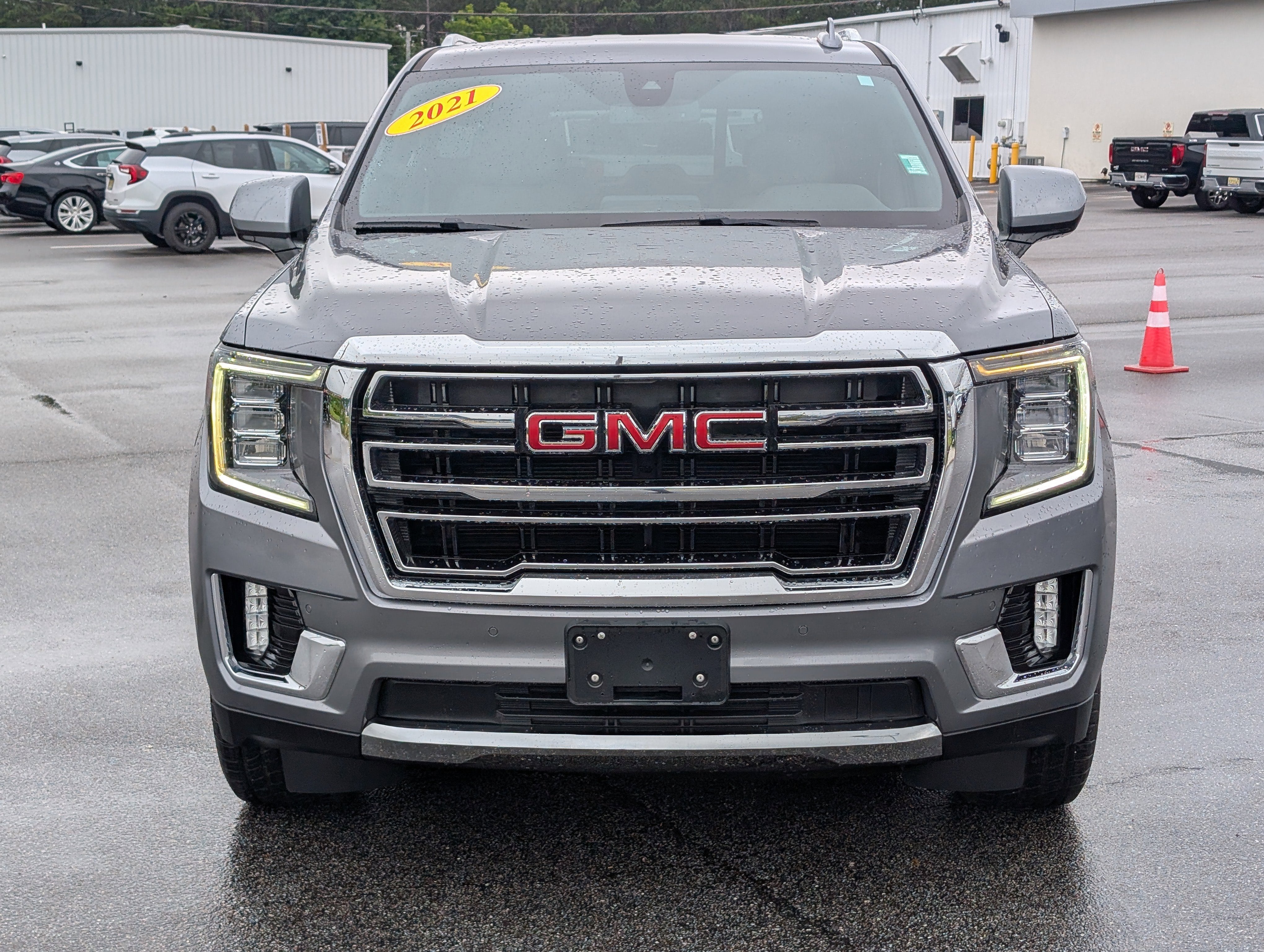 2021 GMC Yukon SLT