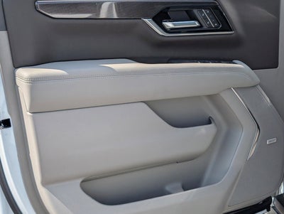 2025 GMC Yukon Elevation