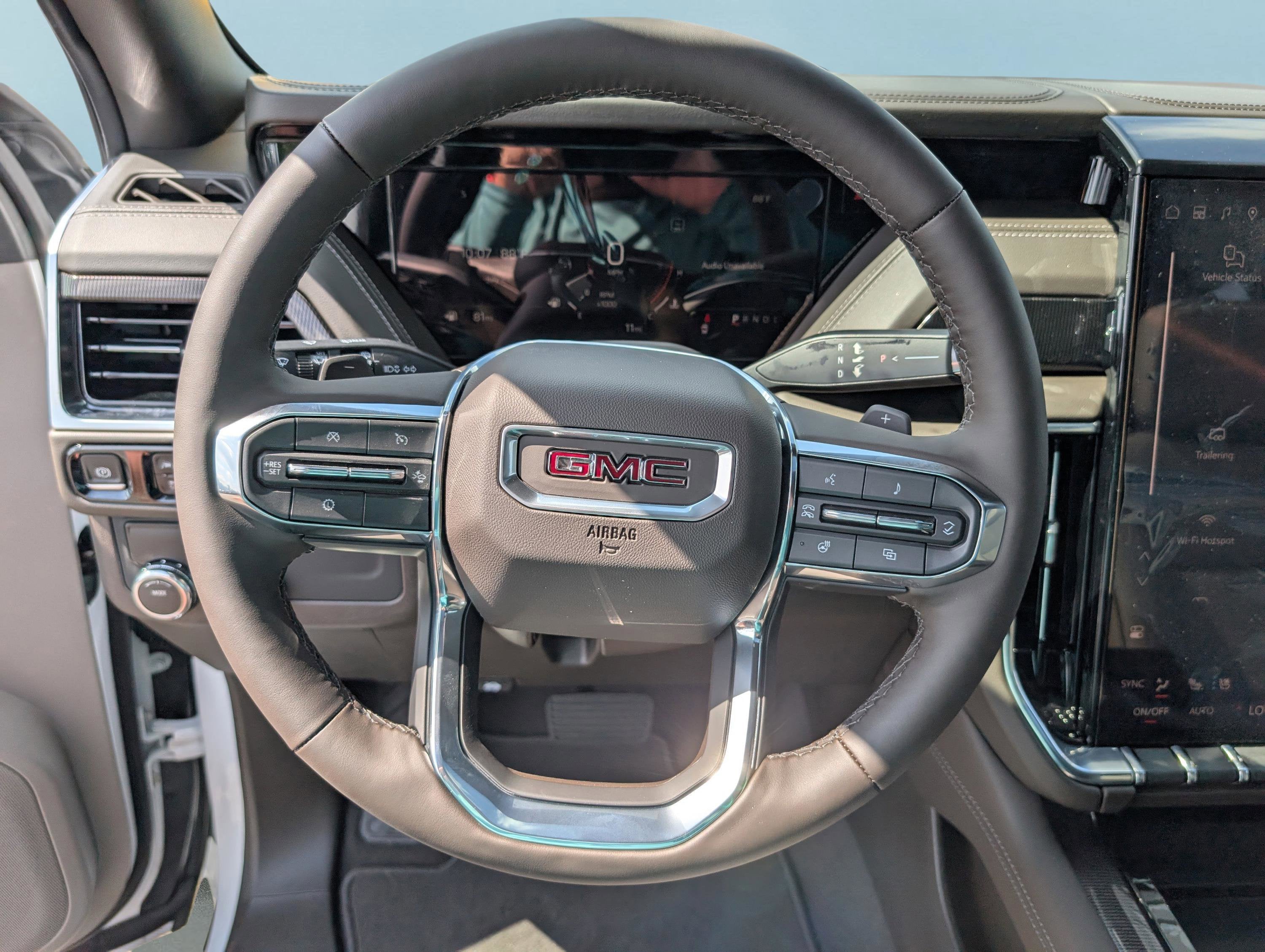 2025 GMC Yukon Elevation