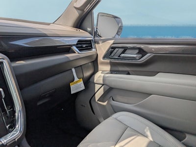 2025 GMC Yukon Elevation