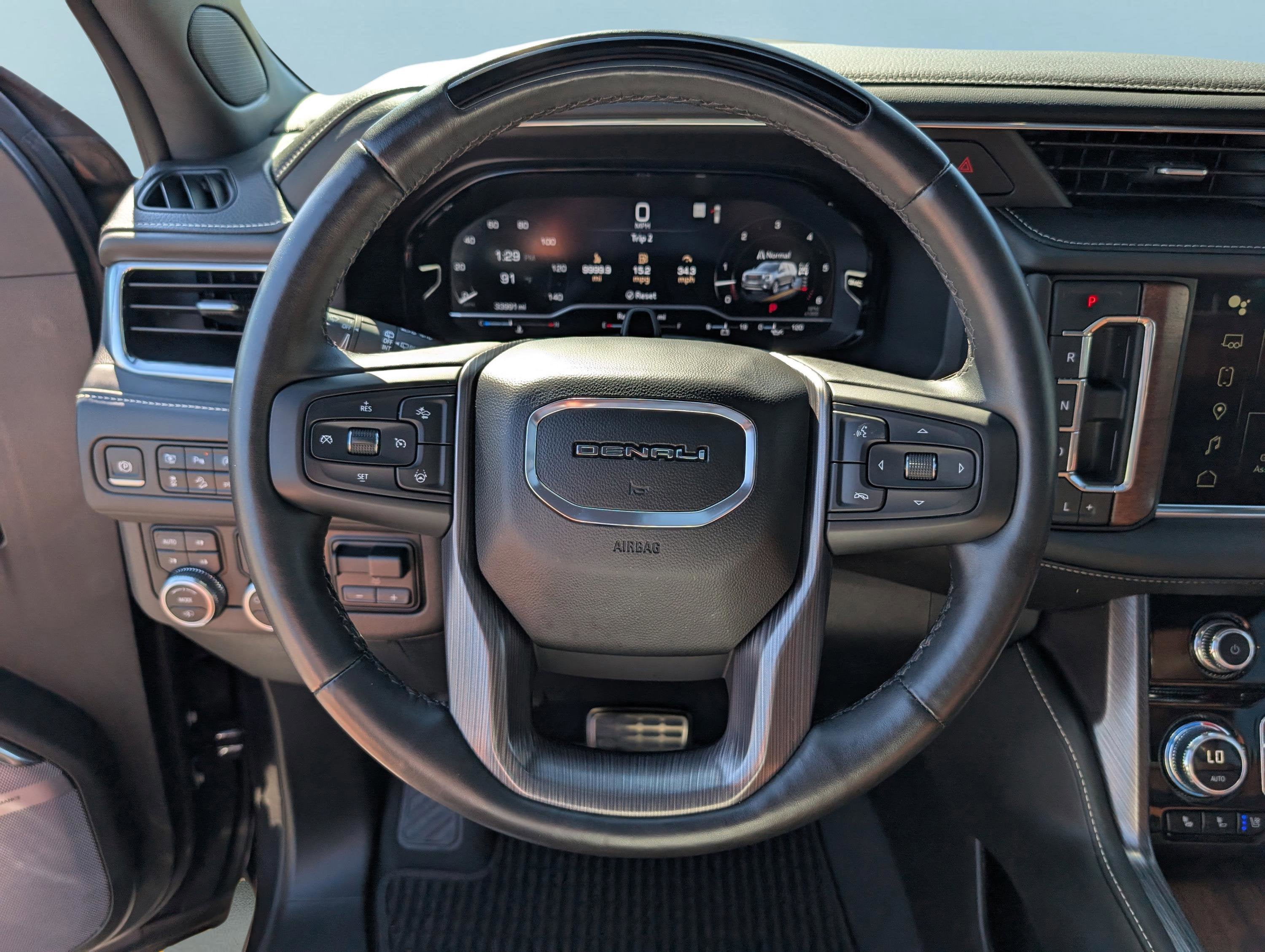 2023 GMC Yukon Denali Ultimate