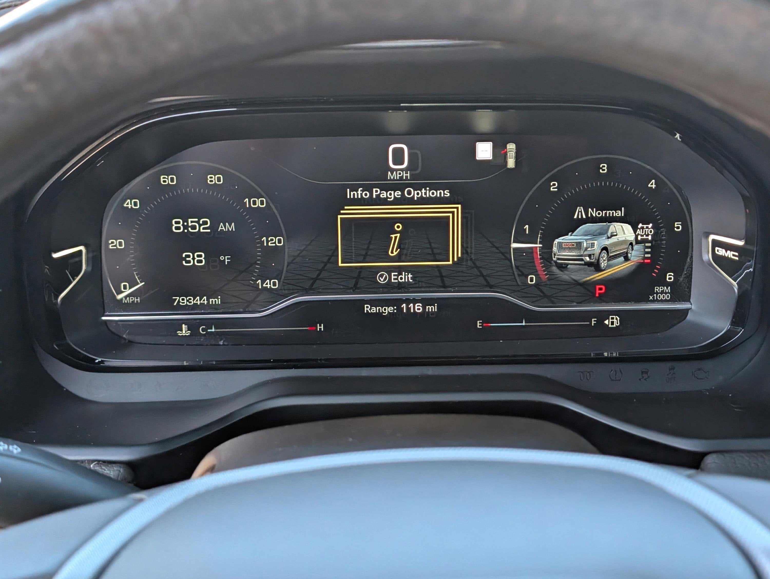 2022 GMC Yukon XL Denali