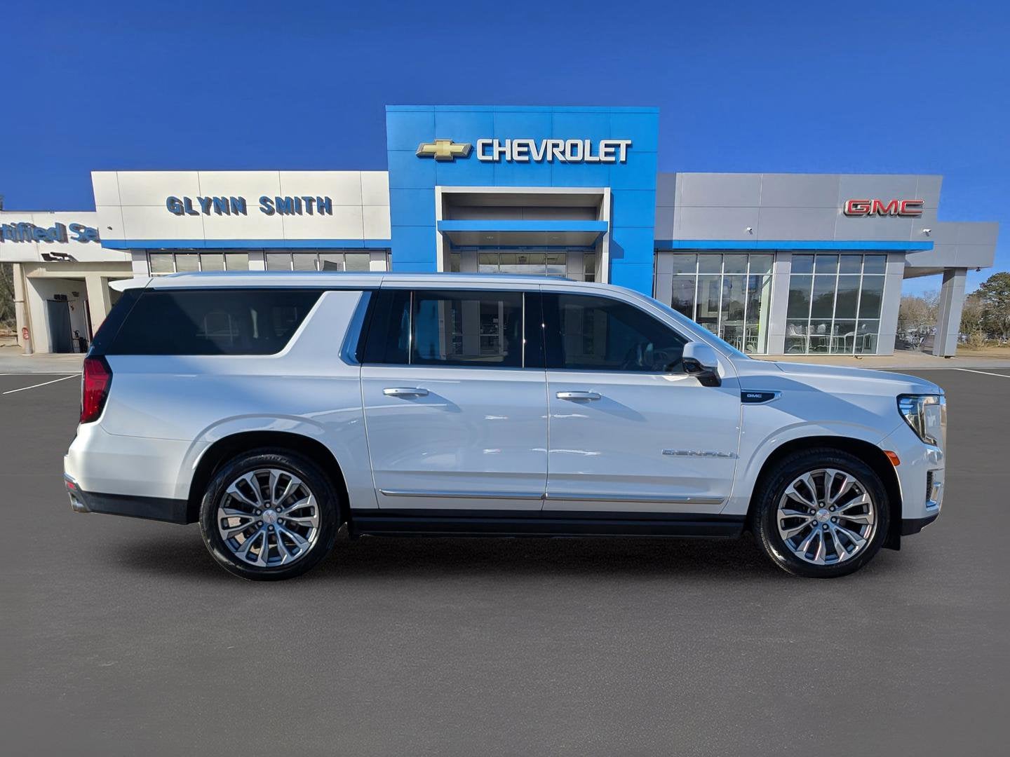 2022 GMC Yukon XL Denali