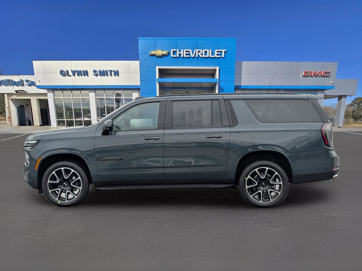 2026 Chevrolet Suburban RST