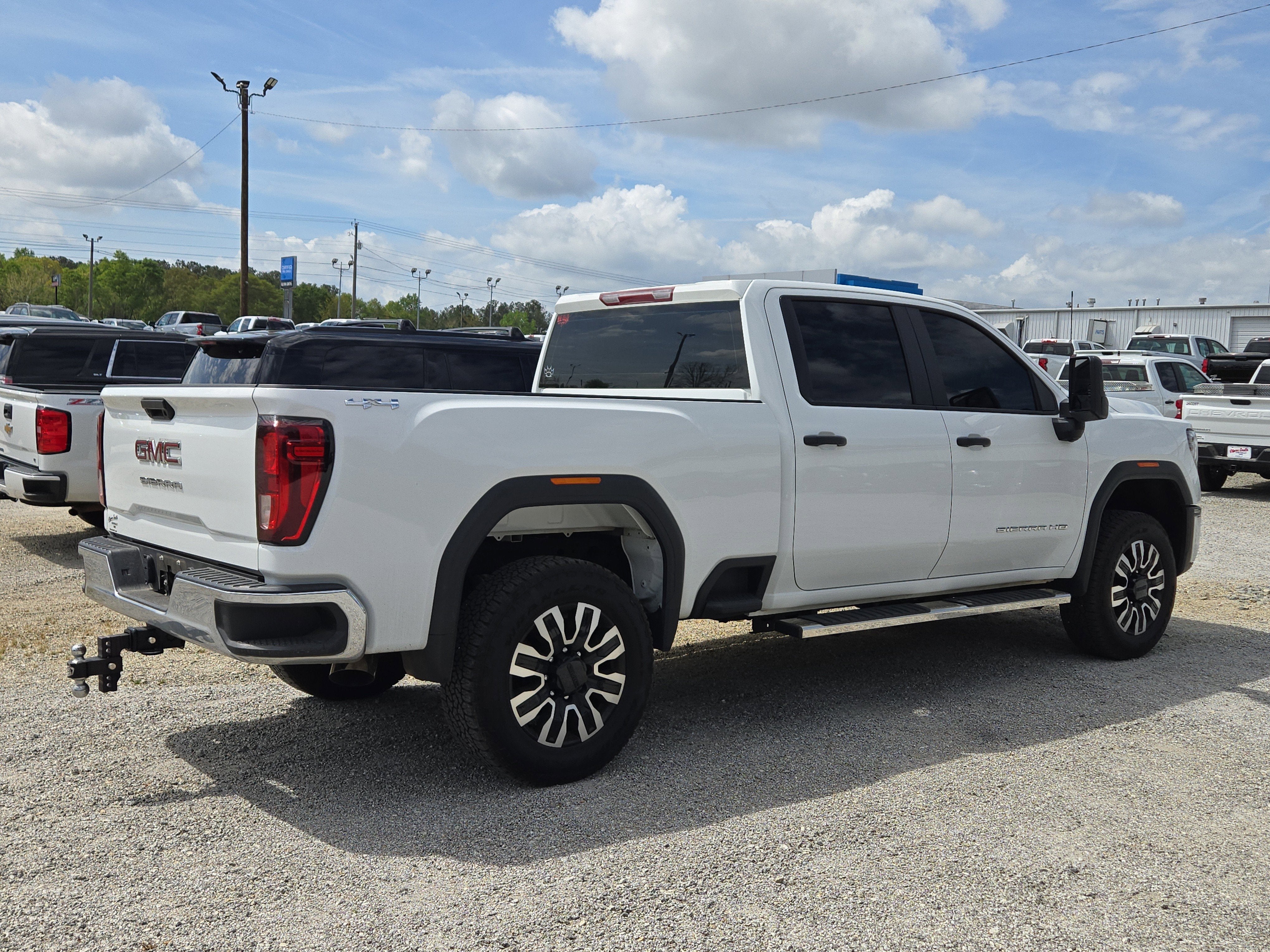 2025 GMC Sierra 2500 HD Pro
