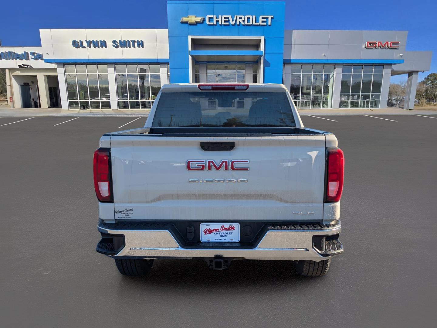 2026 GMC Sierra 1500 SLE