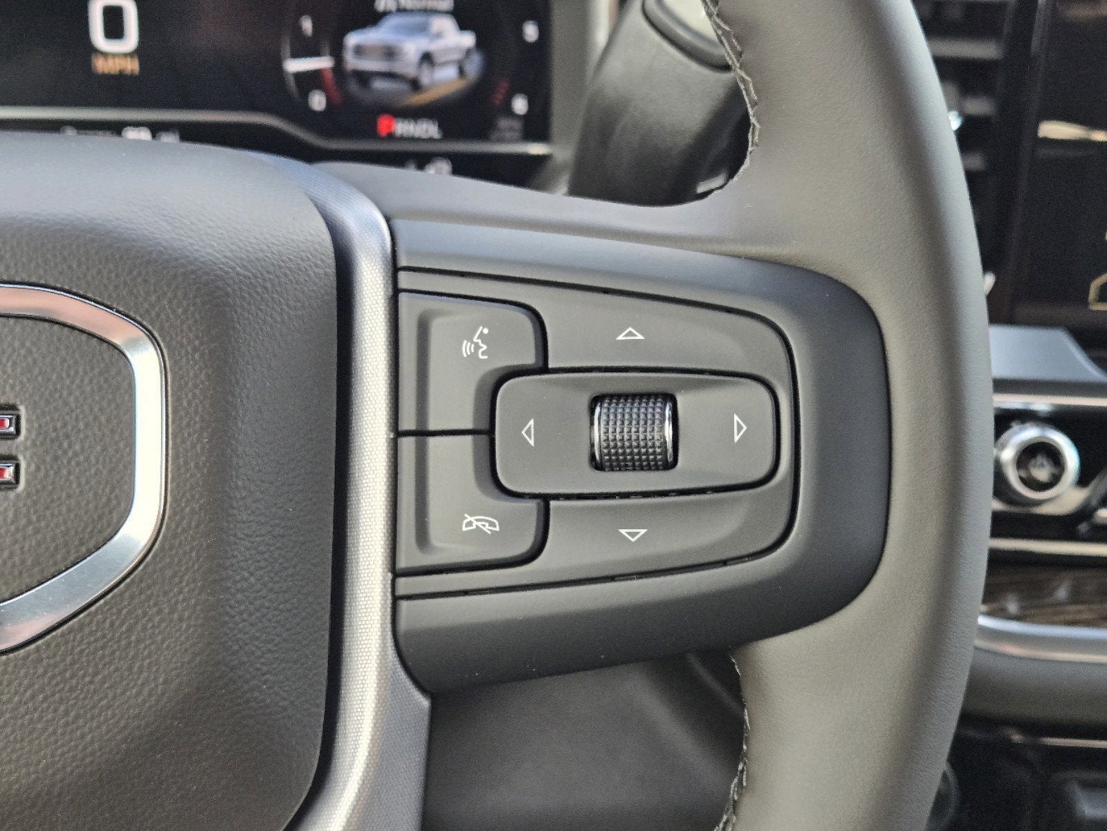 2025 GMC Sierra 1500 SLE