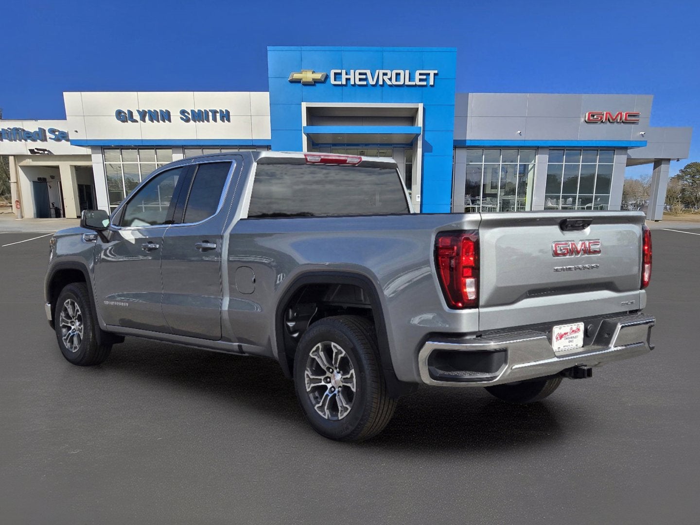2025 GMC Sierra 1500 SLE