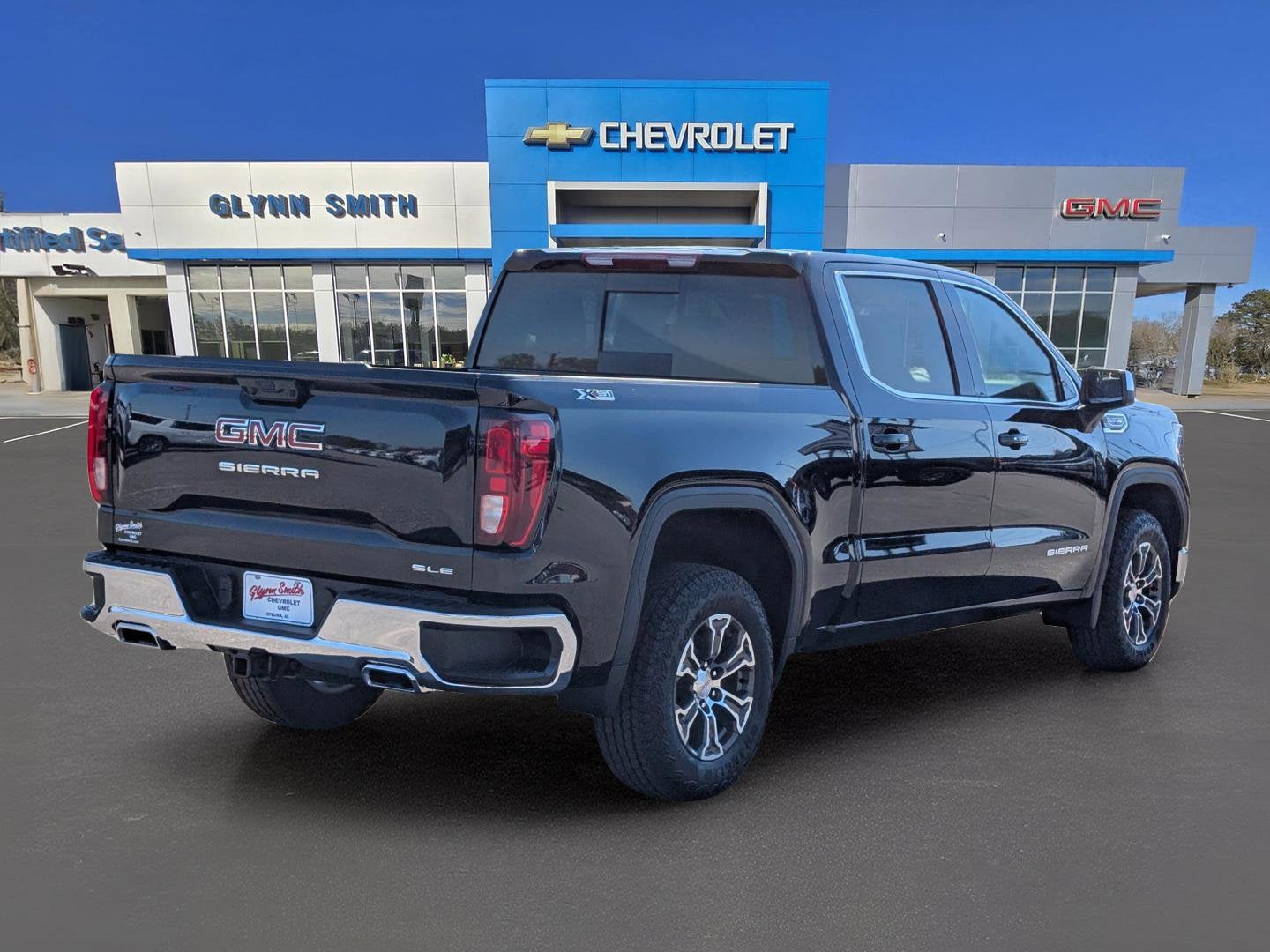 2026 GMC Sierra 1500 SLE