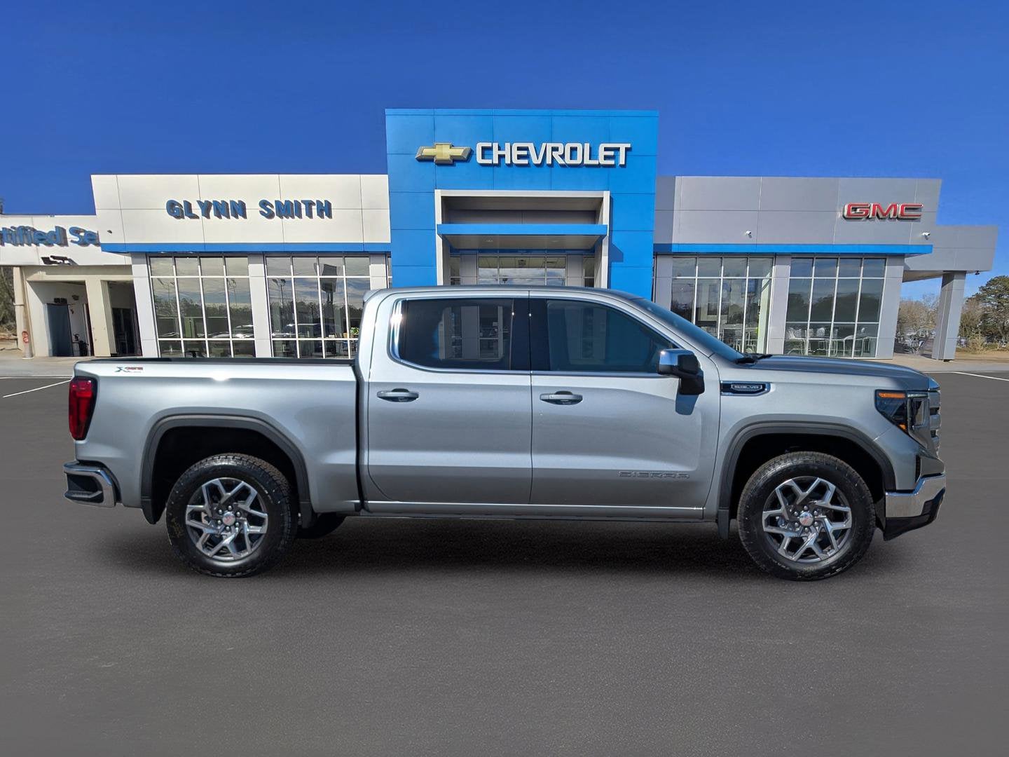 2026 GMC Sierra 1500 SLE