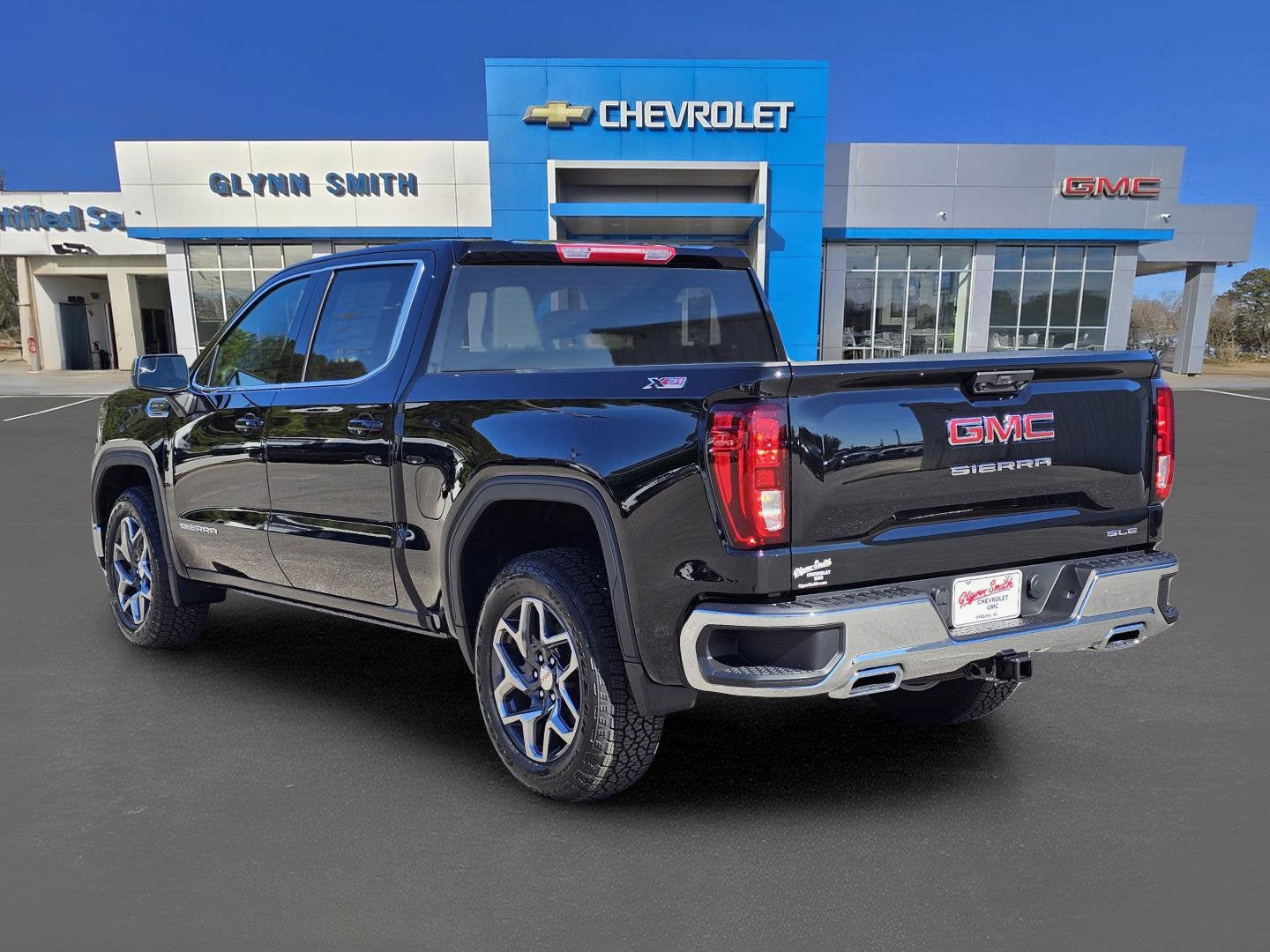 2026 GMC Sierra 1500 SLE