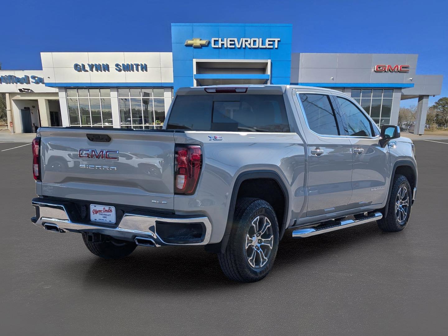 2026 GMC Sierra 1500 SLE