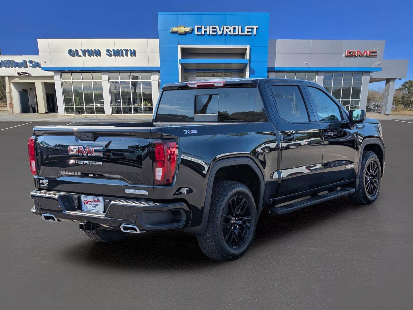 2025 GMC Sierra 1500 Elevation