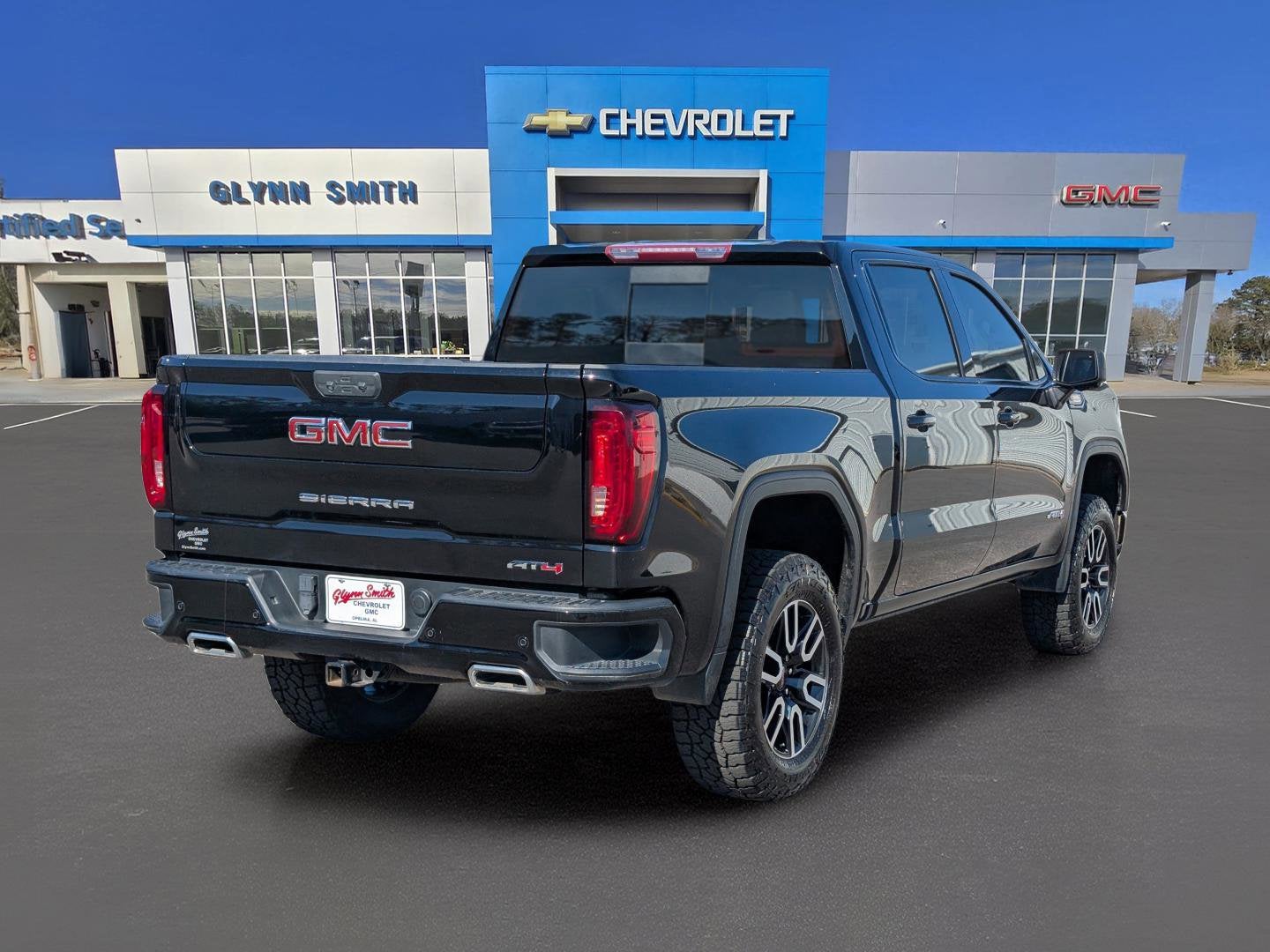 2023 GMC Sierra 1500 AT4