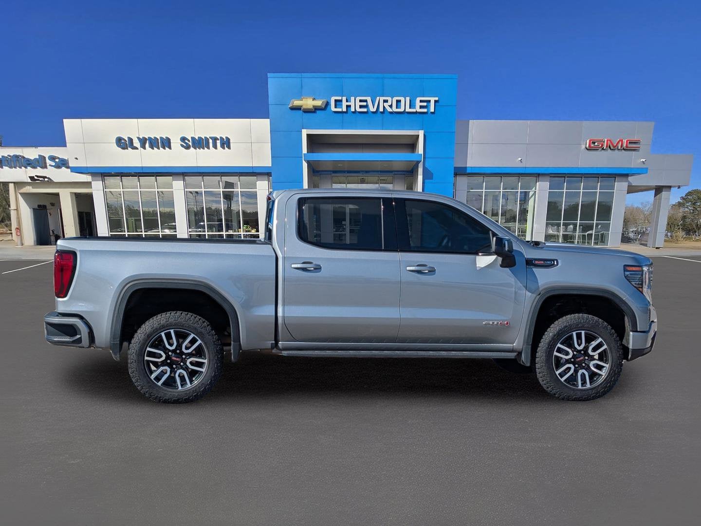 2023 GMC Sierra 1500 AT4