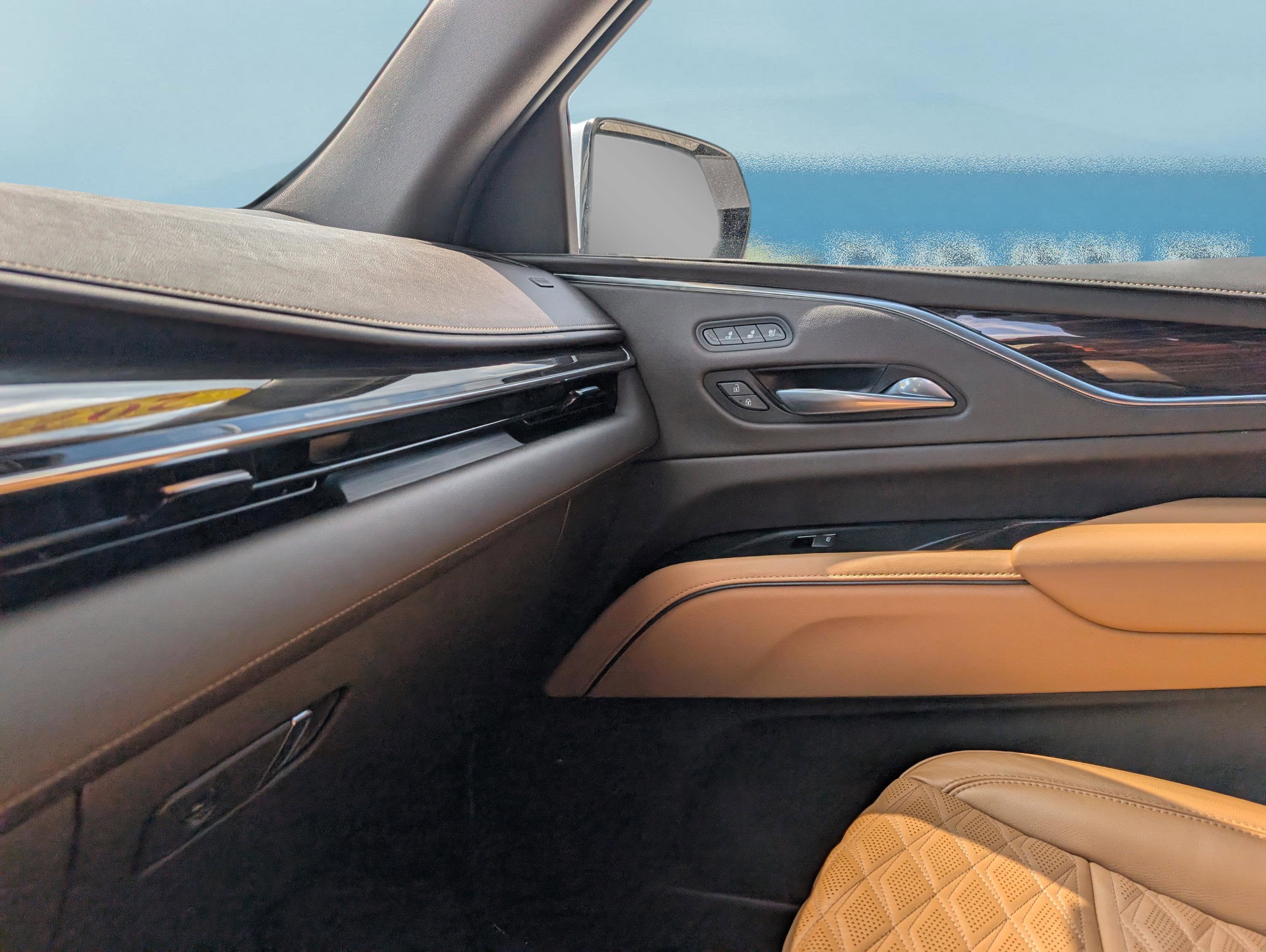 2023 Cadillac Escalade ESV Premium Luxury