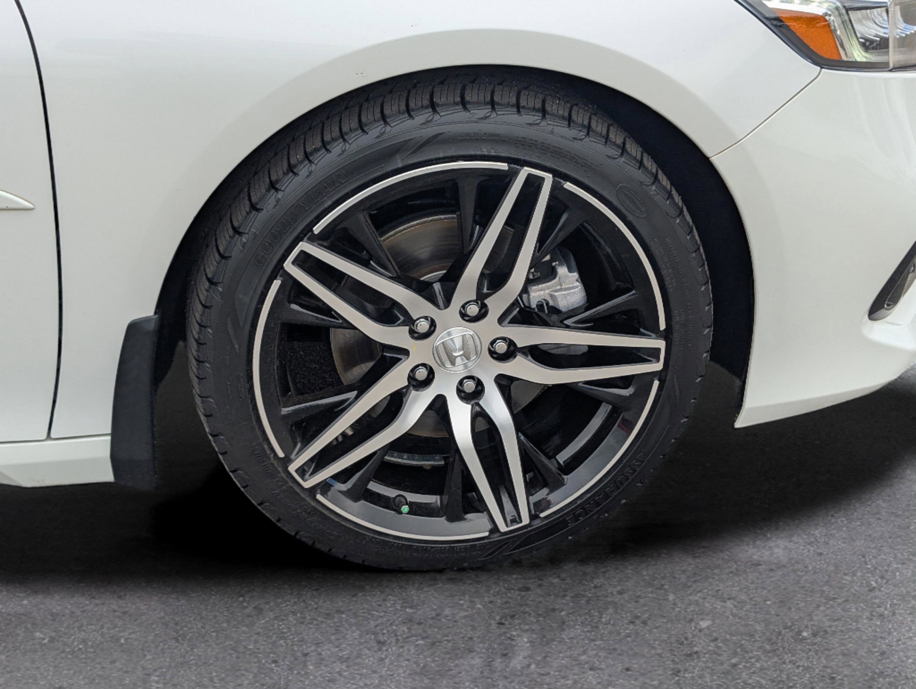 2022 Honda Accord Hybrid Touring