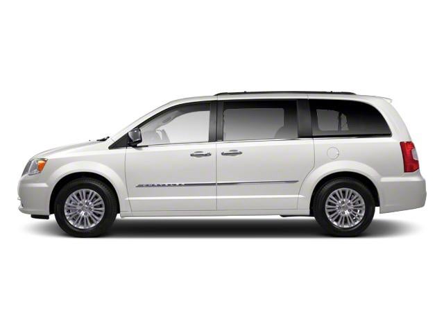2013 Chrysler Town & Country Touring-L