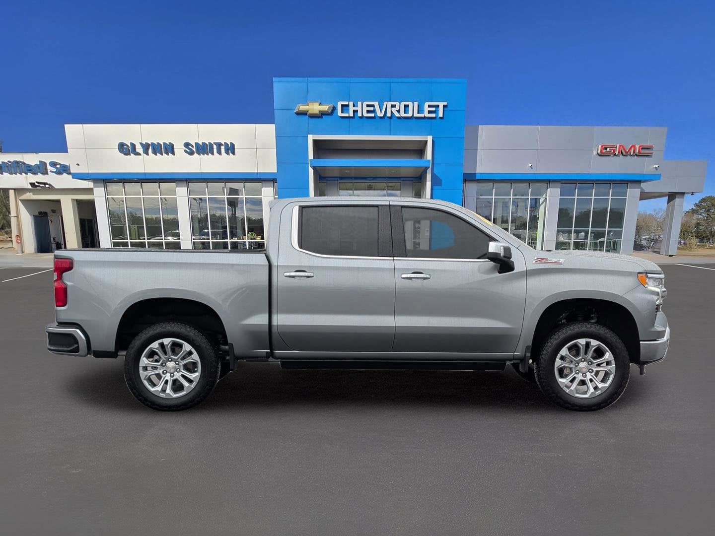 2025 Chevrolet Silverado 1500 LTZ