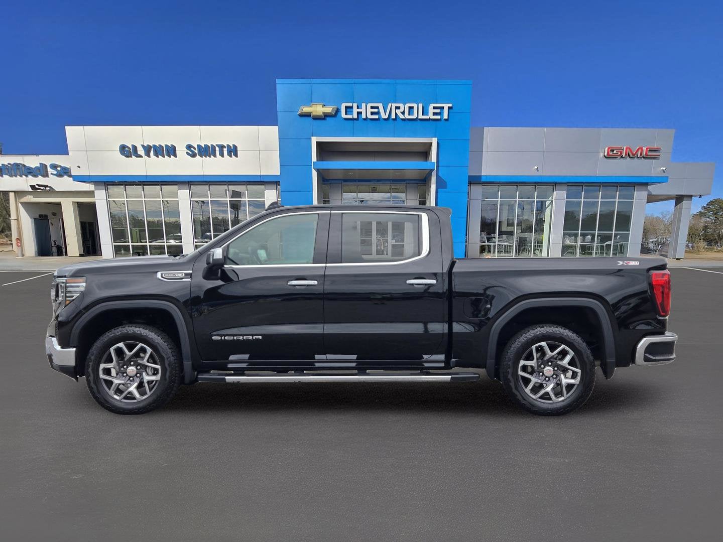 2024 GMC Sierra 1500 SLT