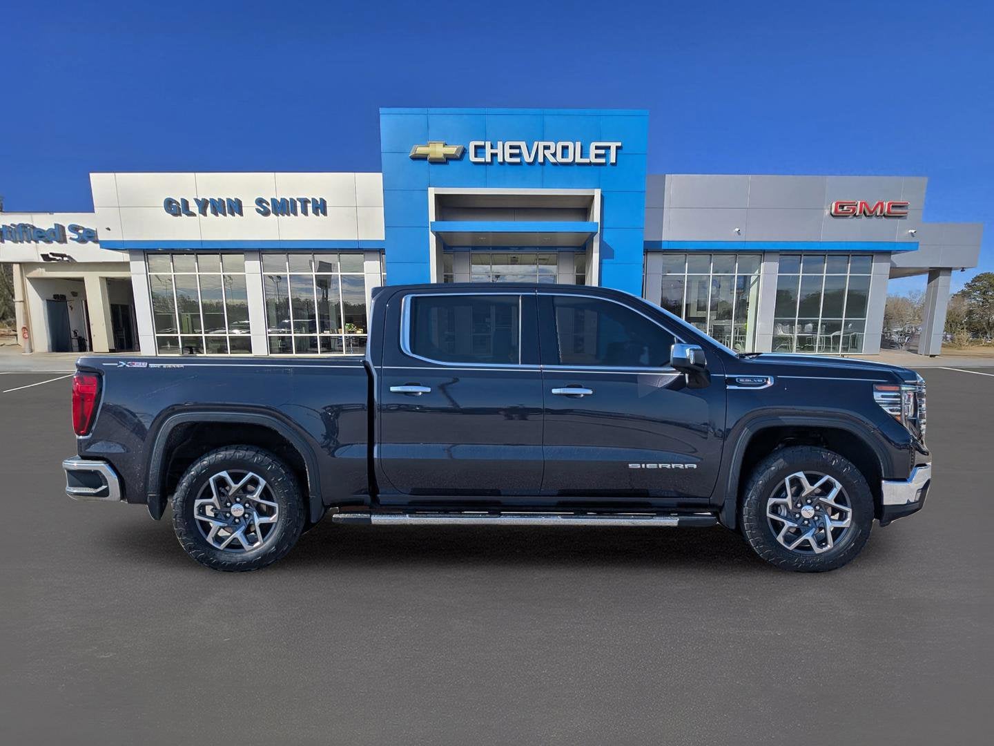 2023 GMC Sierra 1500 SLT