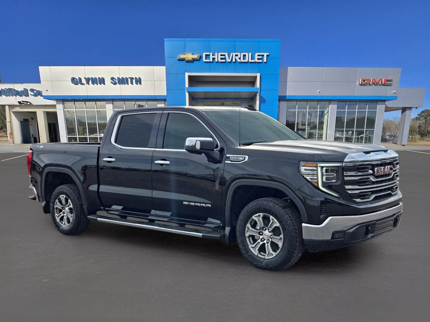 2025 GMC Sierra 1500 SLT