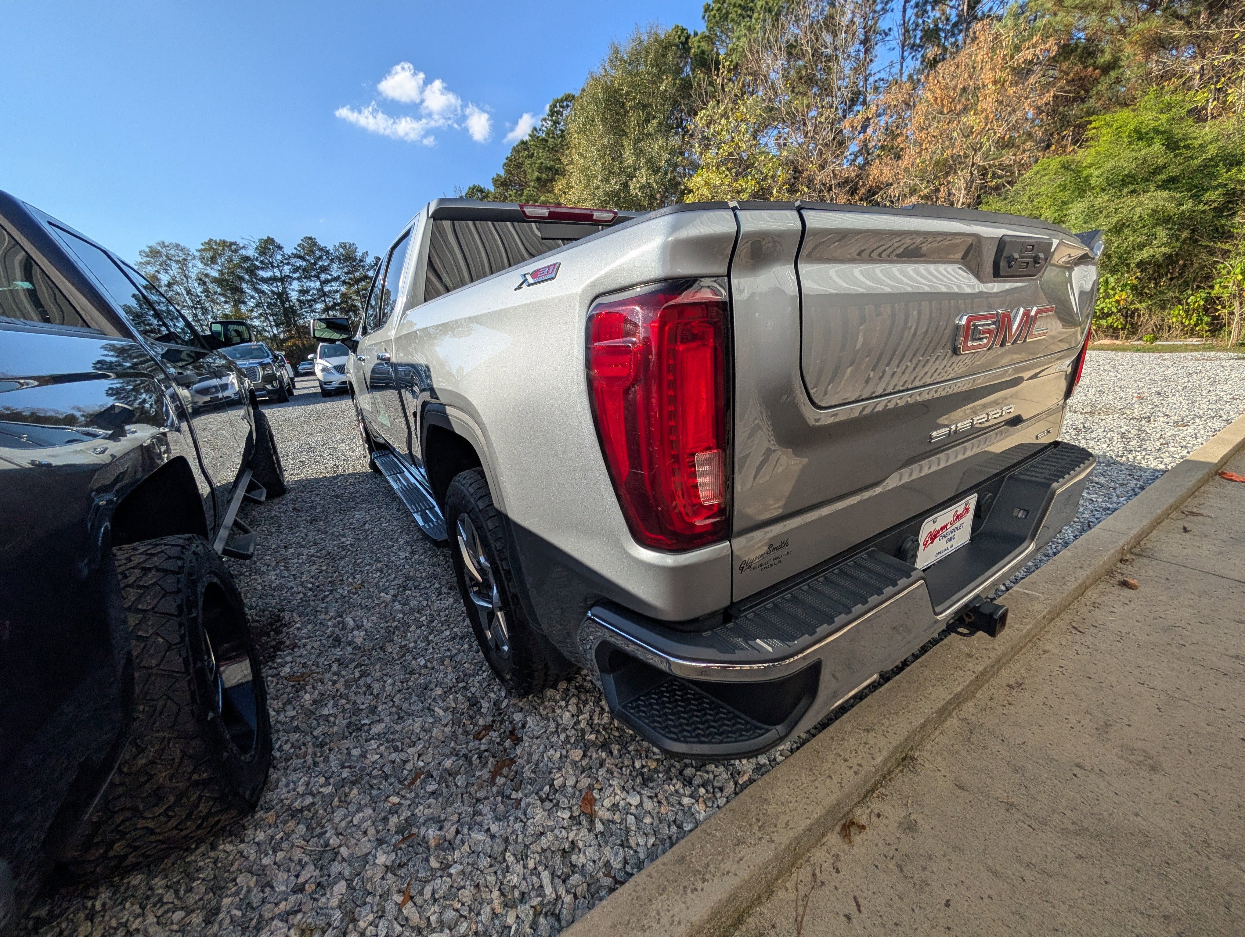 2023 GMC Sierra 1500 SLT