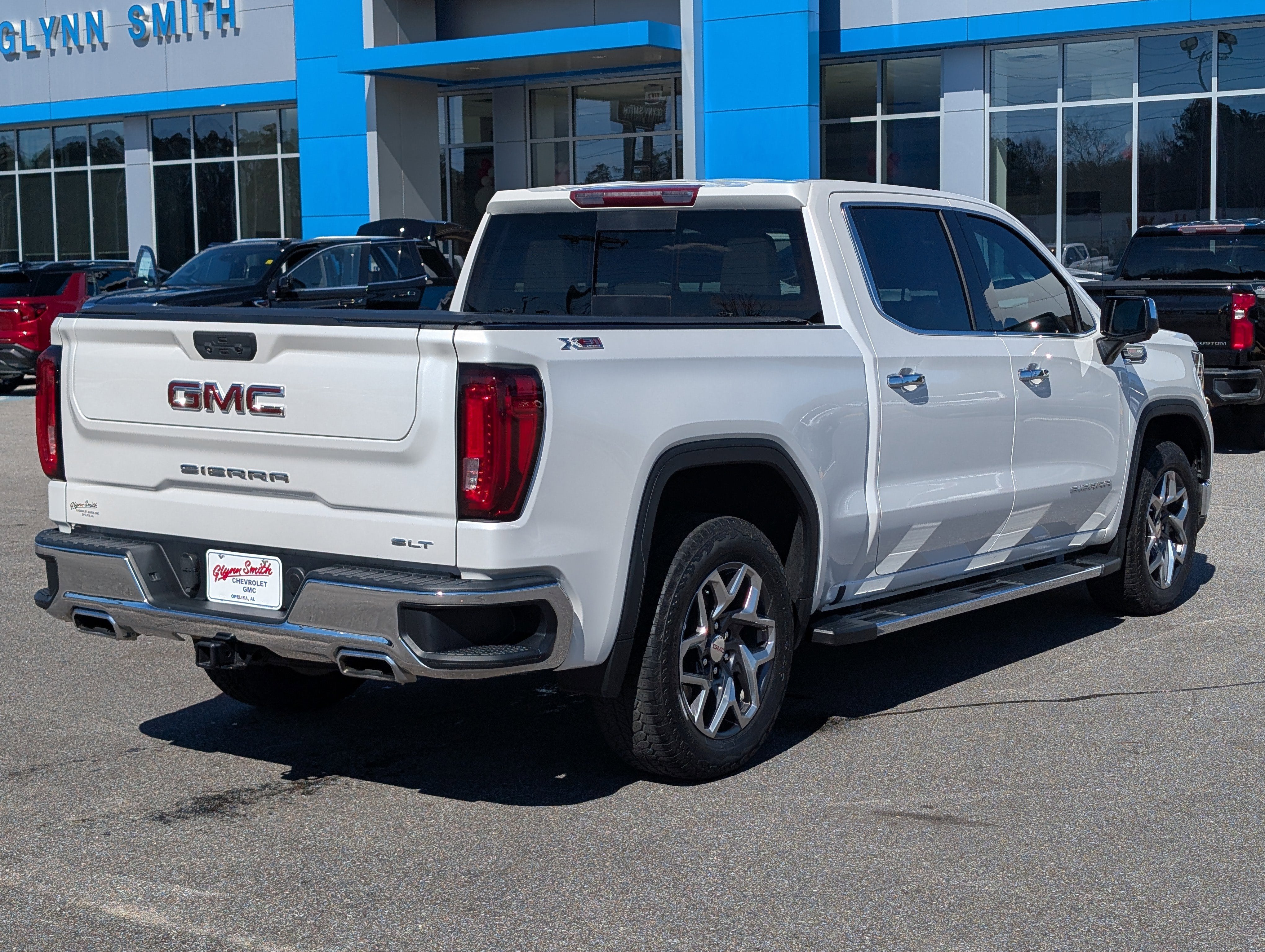 2023 GMC Sierra 1500 SLT