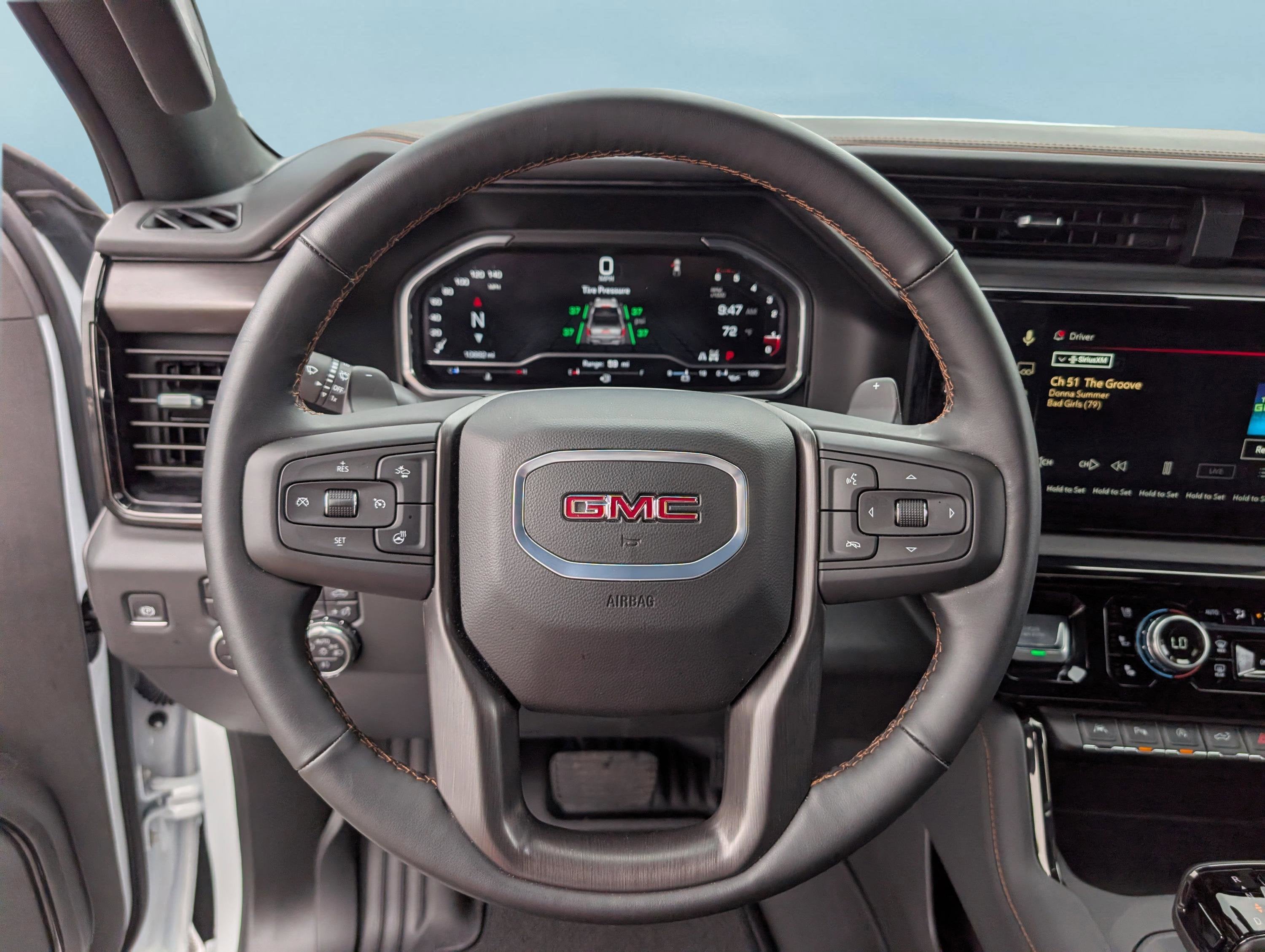 2025 GMC Sierra 1500 AT4