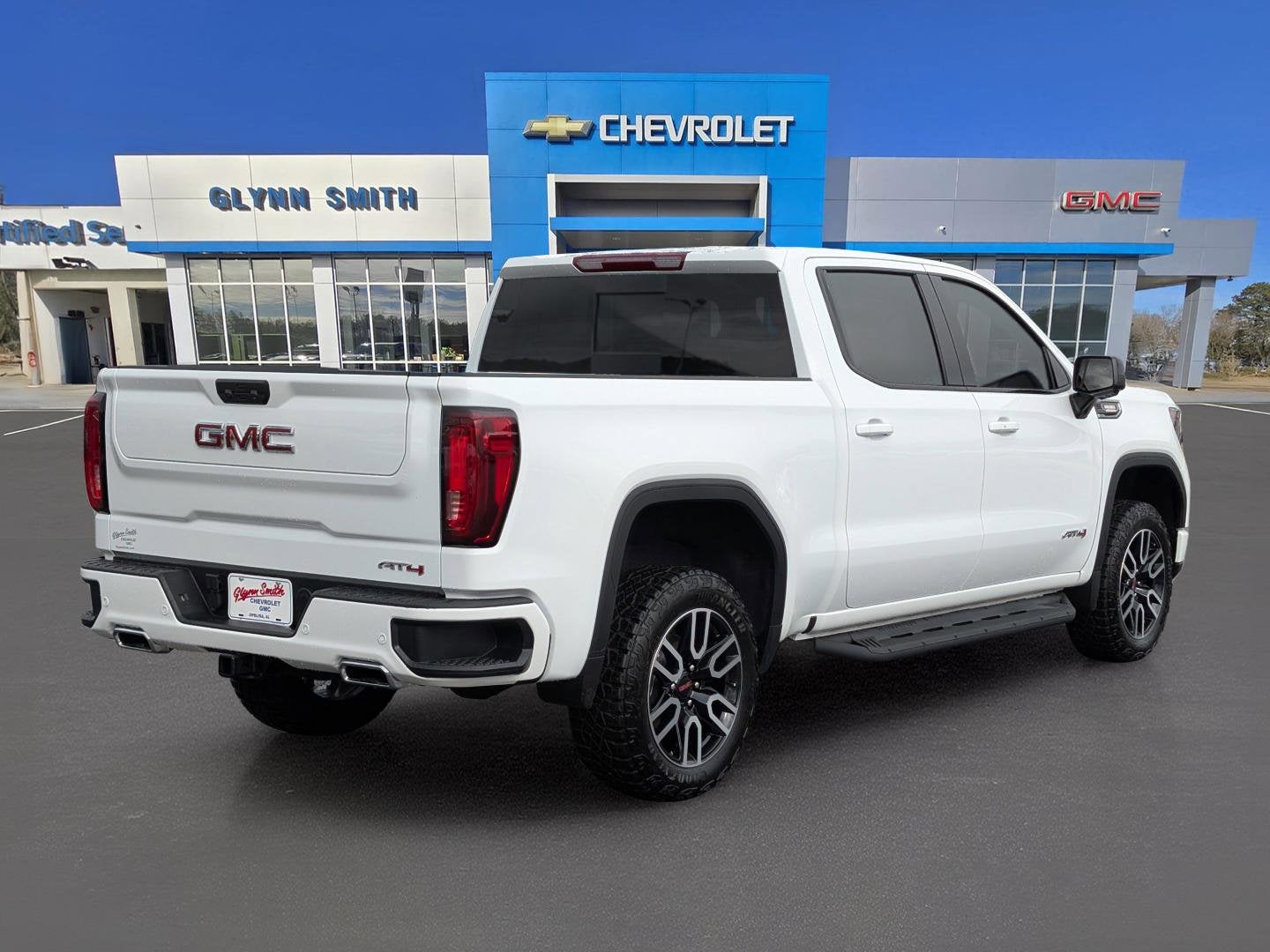 2025 GMC Sierra 1500 AT4