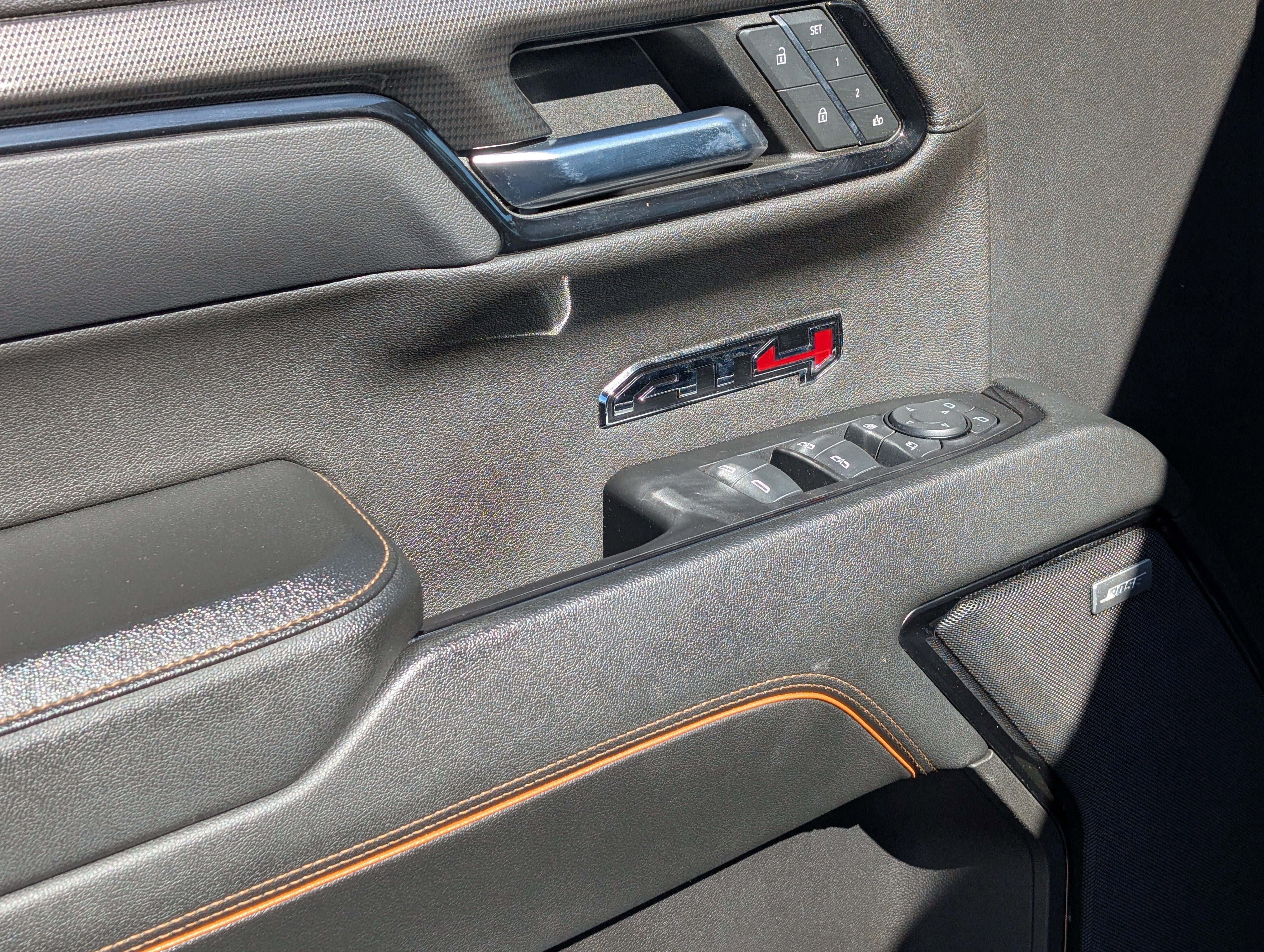 2023 GMC Sierra 1500 AT4