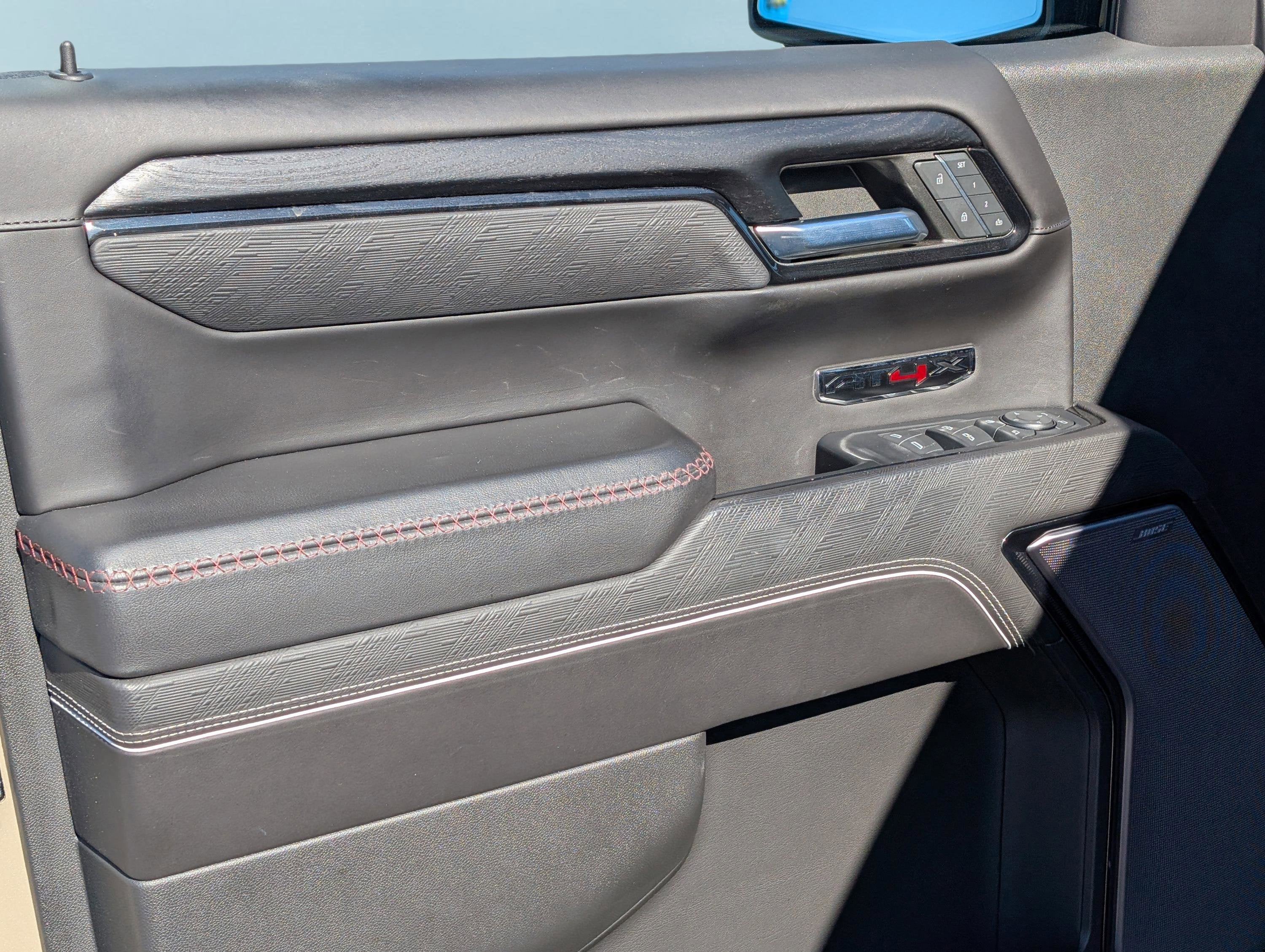 2023 GMC Sierra 1500 AT4X