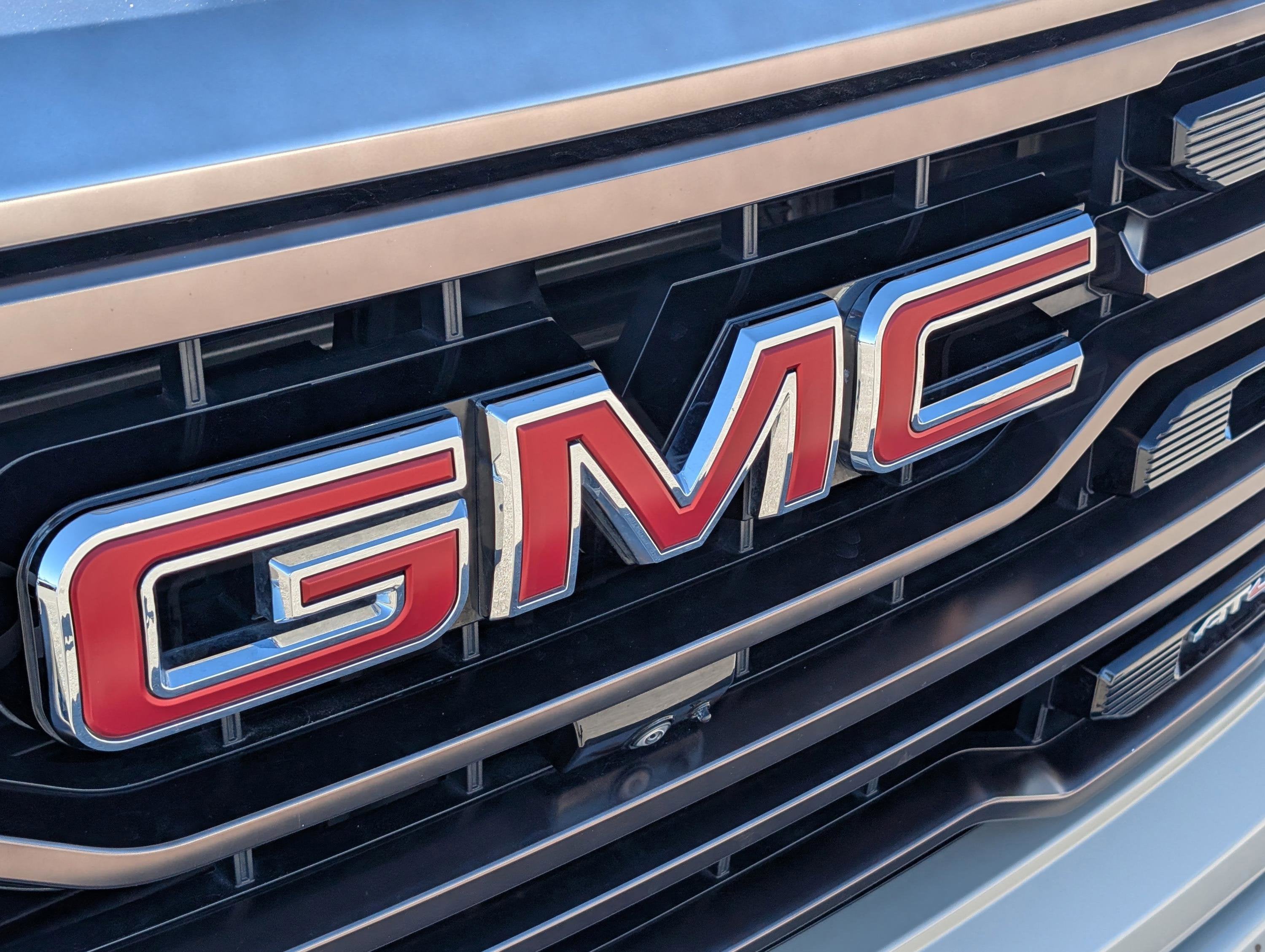 2023 GMC Sierra 1500 AT4X