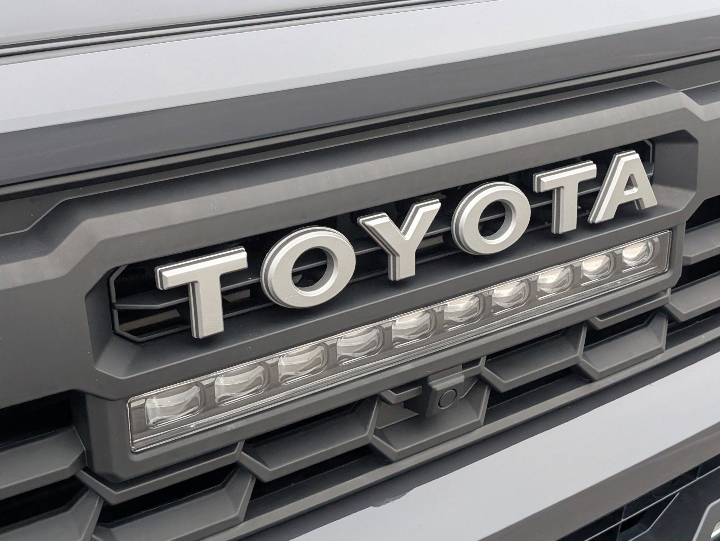 2024 Toyota Tacoma 4WD SR5