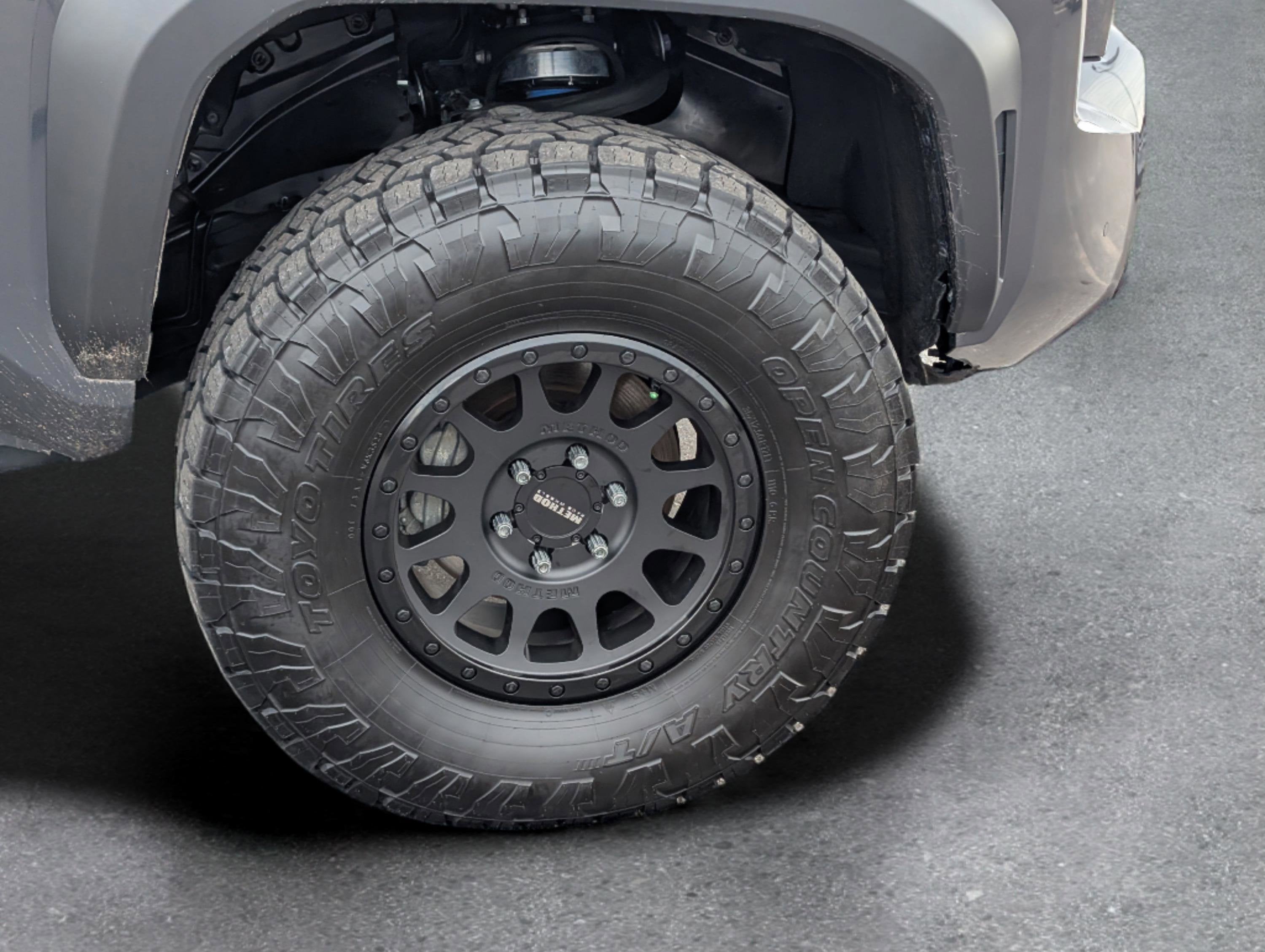 2024 Toyota Tacoma 4WD SR5