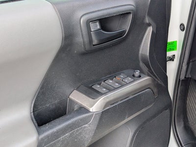 2022 Toyota Tacoma 4WD SR5