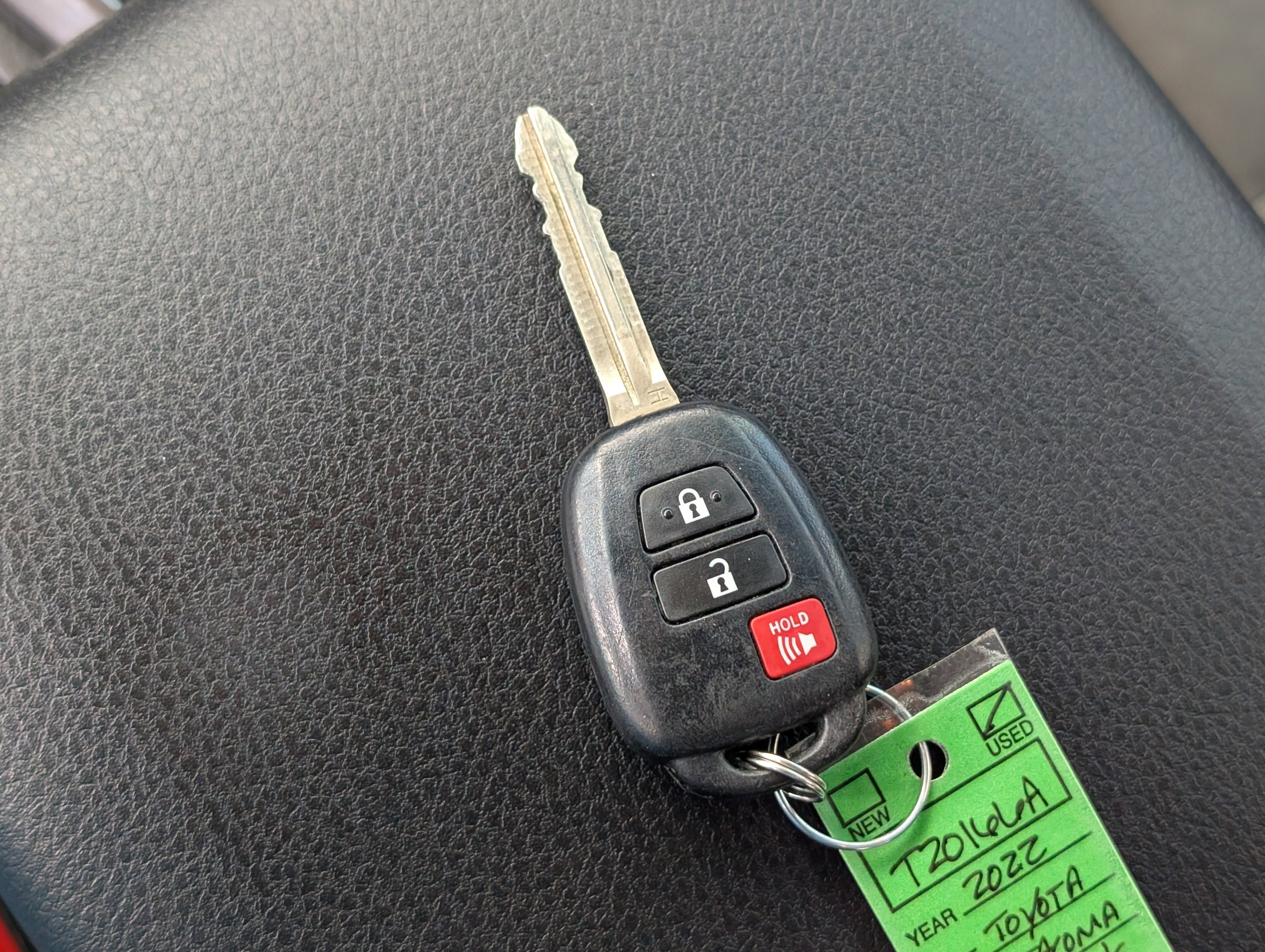 2022 Toyota Tacoma 4WD SR5