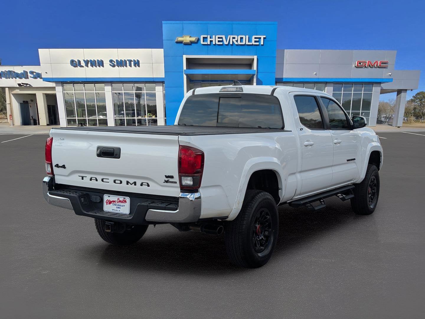 2022 Toyota Tacoma 4WD SR5