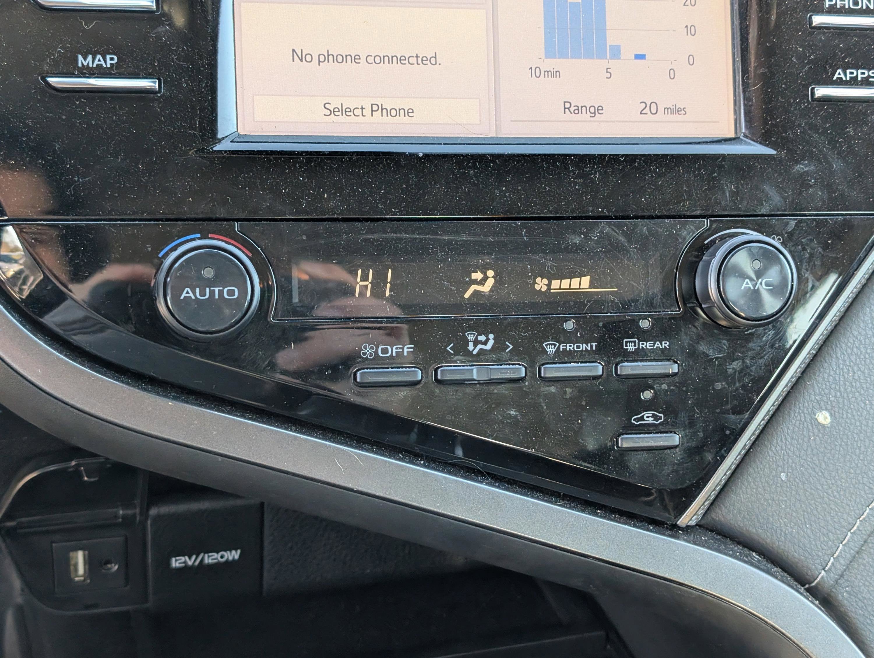 2019 Toyota Camry LE