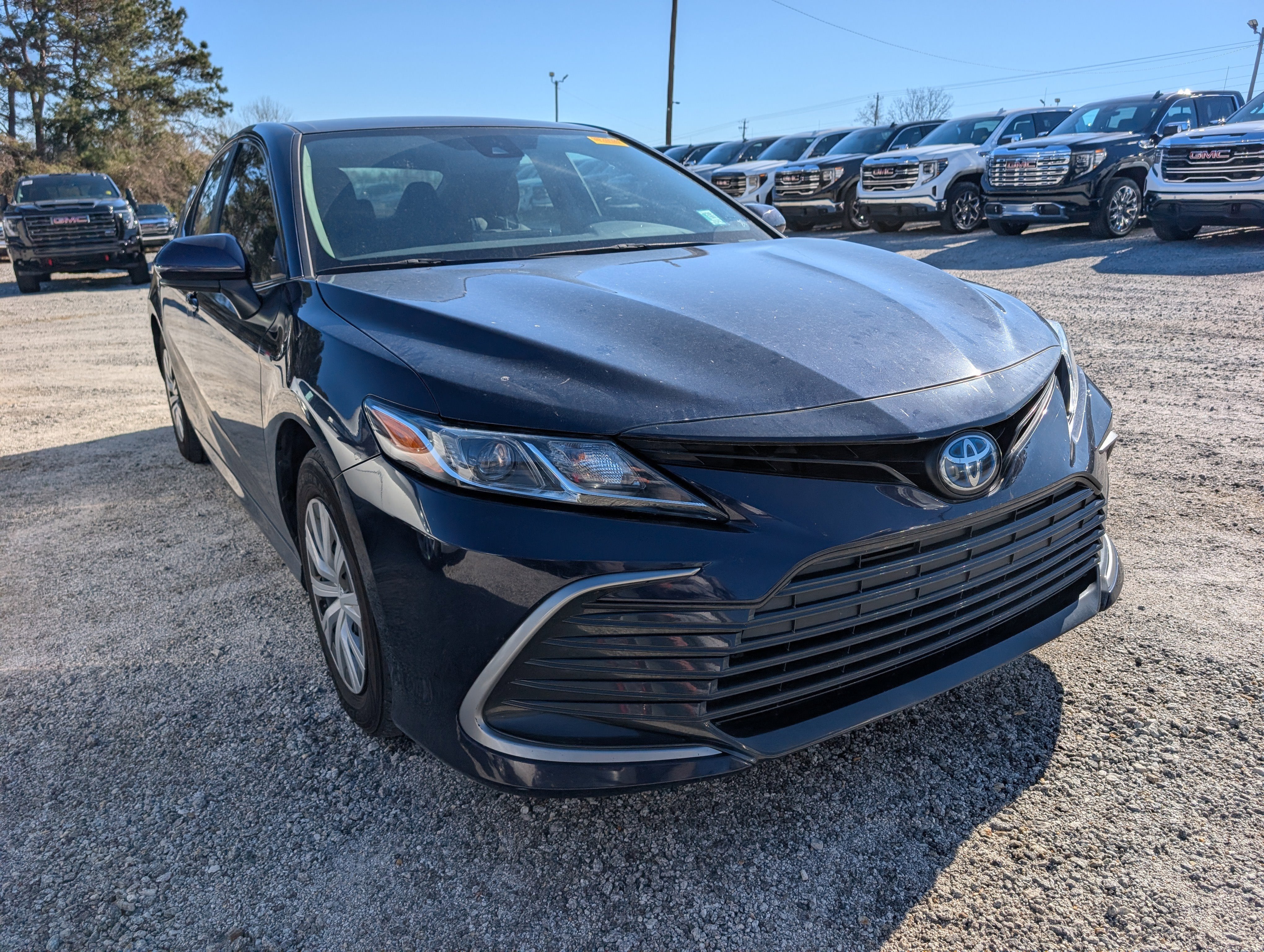 2022 Toyota Camry Hybrid LE