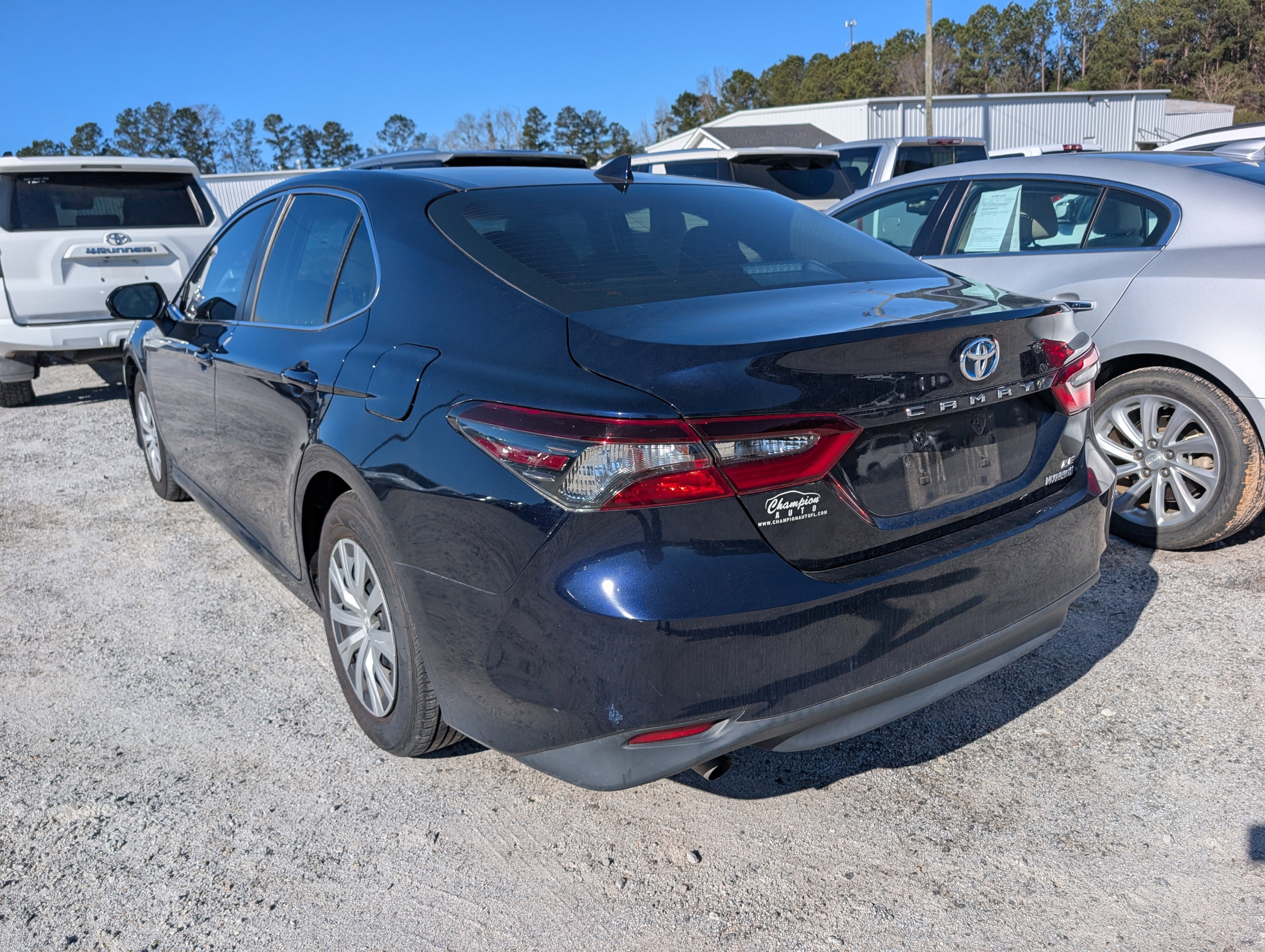 2022 Toyota Camry Hybrid LE