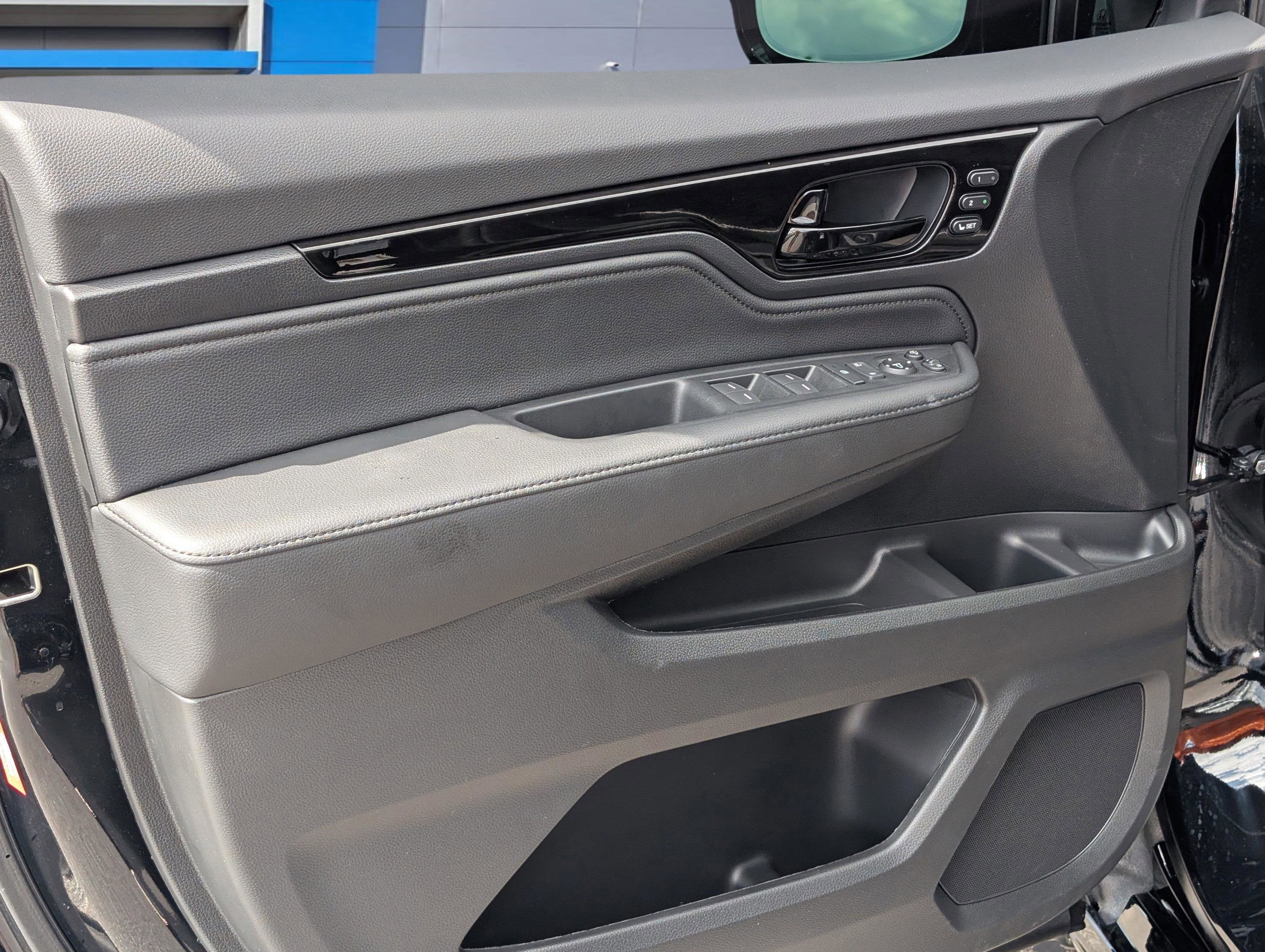 2025 Honda Odyssey Elite